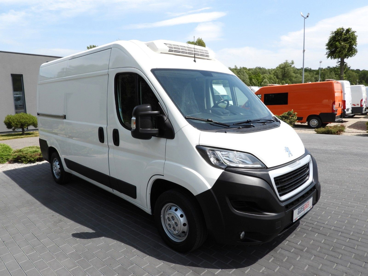 Peugeot BOXER KÜHLKASTENWAGEN -10*C TEMPOMAT - Refrigerated van: picture 4 Peugeot BOXER KÜHLKASTENWAGEN -10*C TEMPOMAT - Refrigerated van: picture 4