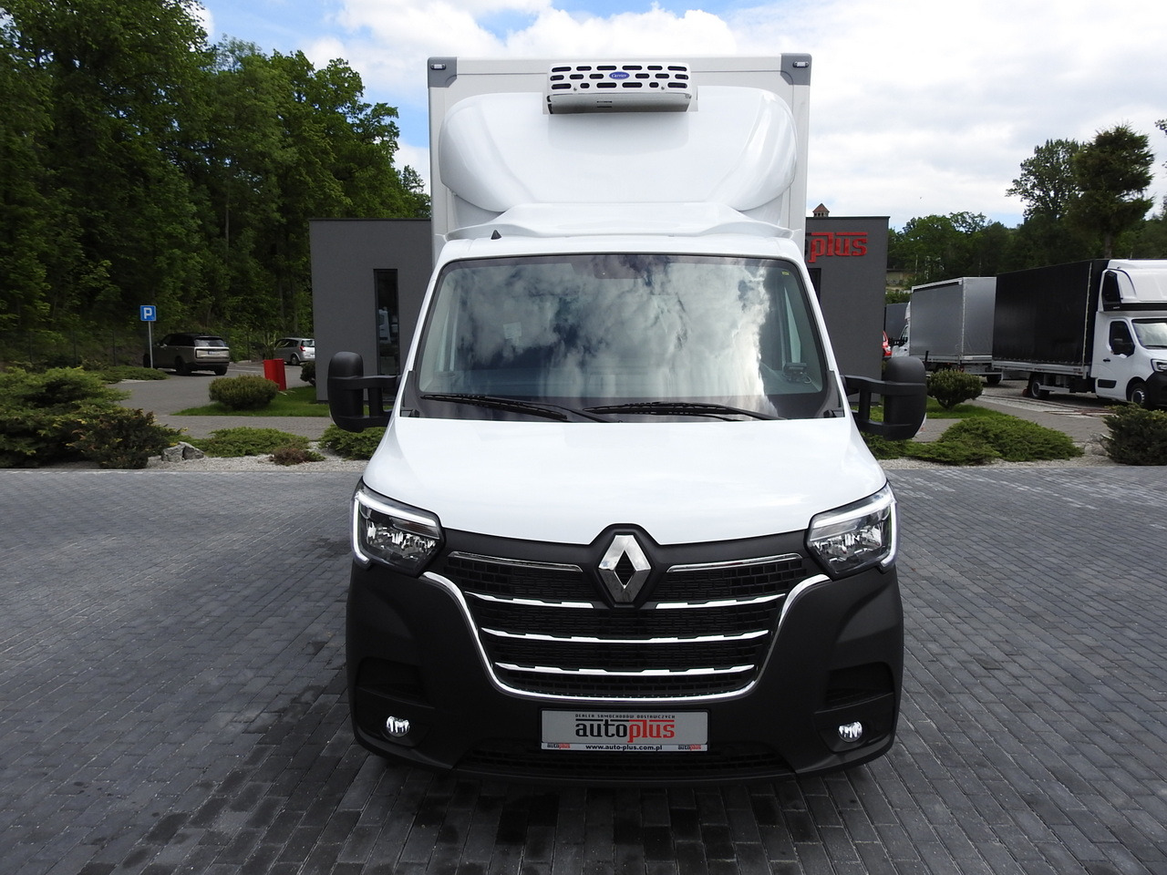 RENAULT MASTER NEW REGRIGERATOR BOX -10*C 8 PALLETS CRUISE CONTROL AIR CONDITIONING LED LIGHTS GUARANTEE 165HP - Refrigerated van: picture 5 RENAULT MASTER NEW REGRIGERATOR BOX -10*C 8 PALLETS CRUISE CONTROL AIR CONDITIONING LED LIGHTS GUARANTEE 165HP - Refrigerated van: picture 5
