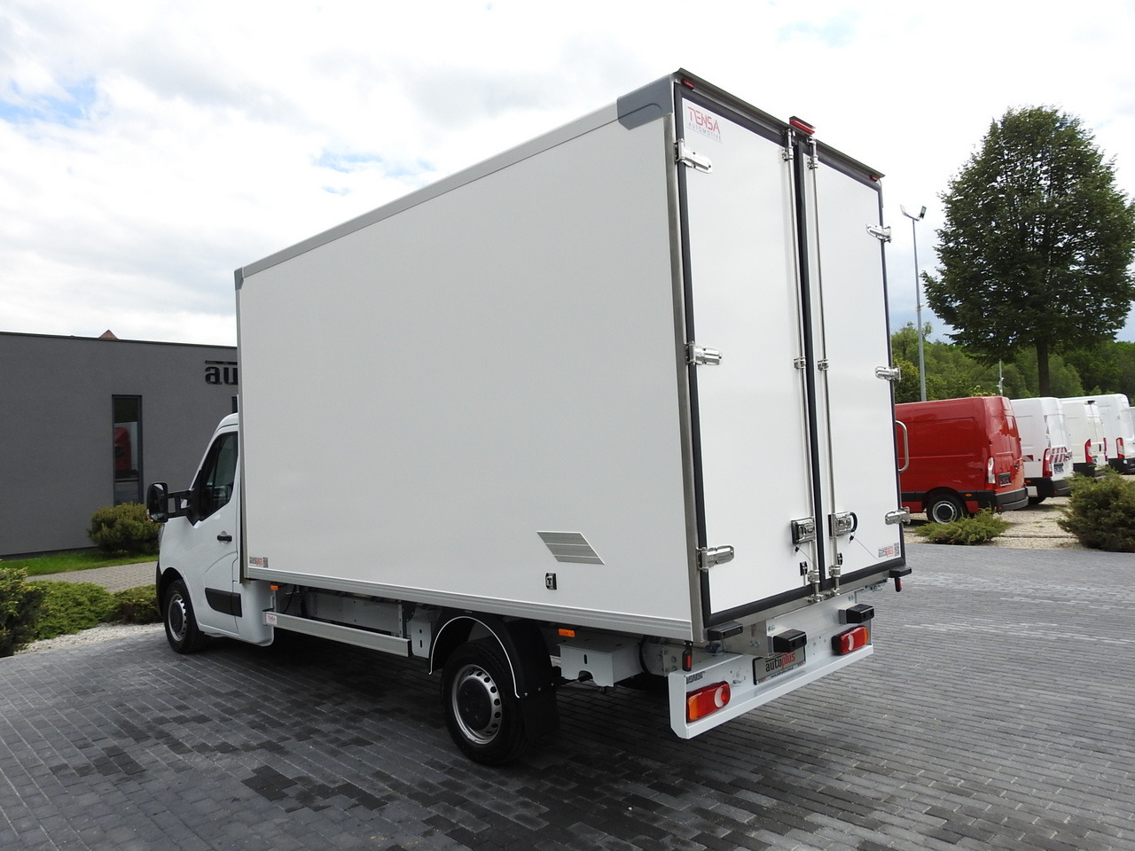 RENAULT MASTER NEW REGRIGERATOR BOX -10*C 8 PALLETS CRUISE CONTROL AIR CONDITIONING LED LIGHTS GUARANTEE  165HP leasing RENAULT MASTER NEW REGRIGERATOR BOX -10*C 8 PALLETS CRUISE CONTROL AIR CONDITIONING LED LIGHTS GUARANTEE  165HP: picture 10