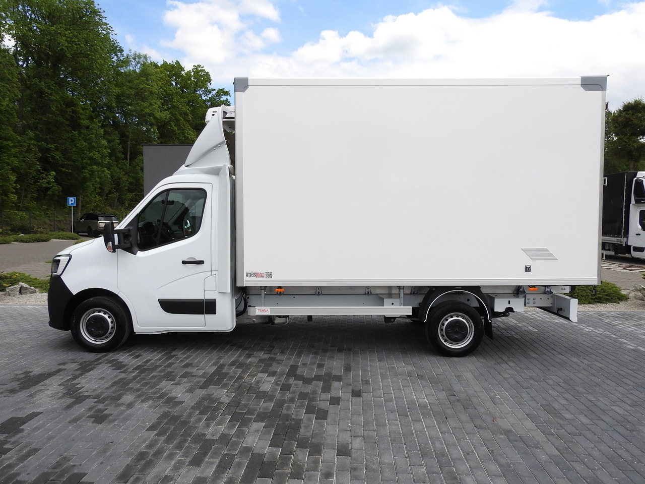 RENAULT MASTER NEW REGRIGERATOR BOX -10*C 8 PALLETS CRUISE CONTROL AIR CONDITIONING LED LIGHTS GUARANTEE  165HP leasing RENAULT MASTER NEW REGRIGERATOR BOX -10*C 8 PALLETS CRUISE CONTROL AIR CONDITIONING LED LIGHTS GUARANTEE  165HP: picture 9