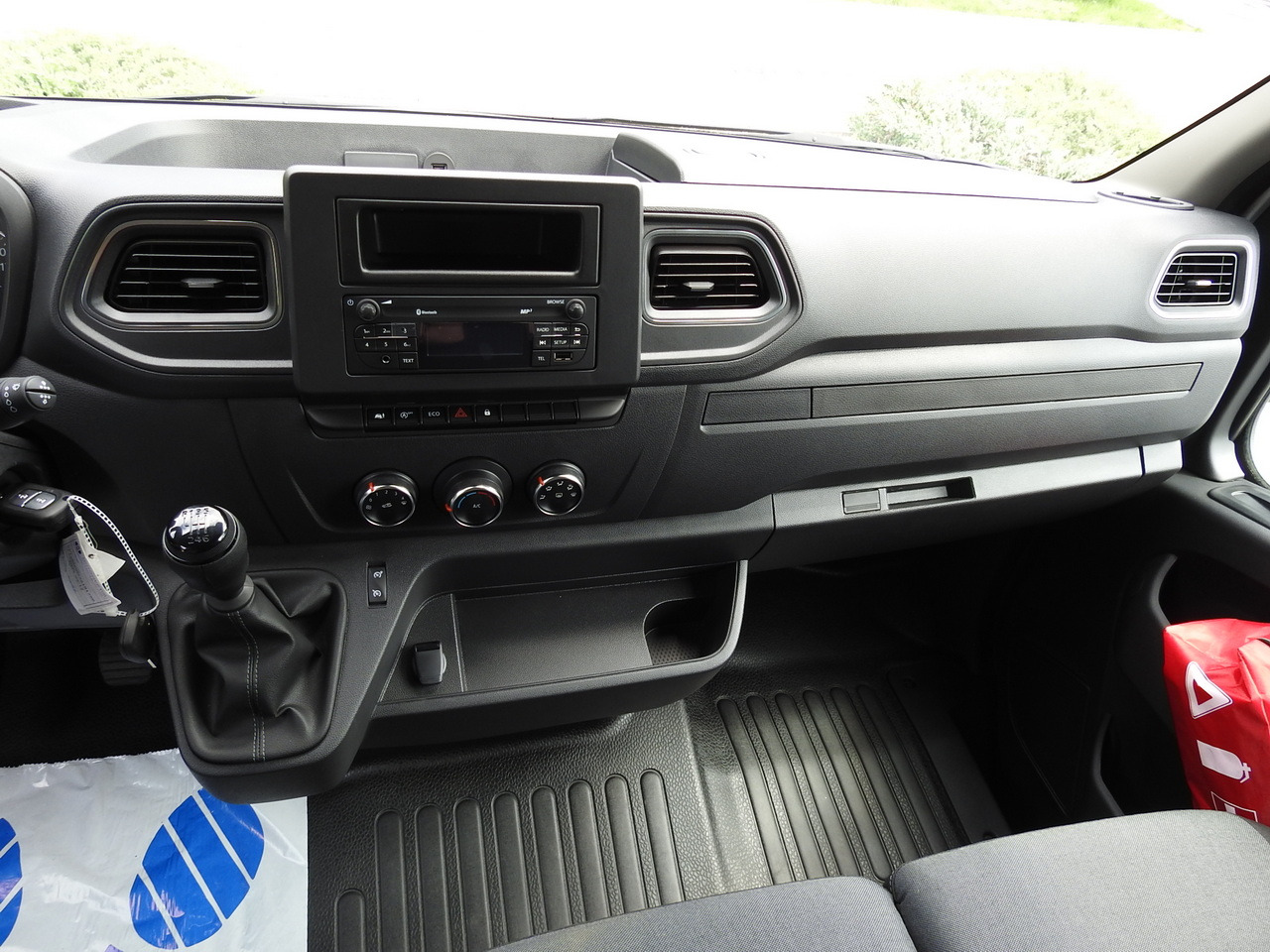 RENAULT MASTER NEW REGRIGERATOR BOX -10*C 8 PALLETS CRUISE CONTROL AIR CONDITIONING LED LIGHTS GUARANTEE  165HP leasing RENAULT MASTER NEW REGRIGERATOR BOX -10*C 8 PALLETS CRUISE CONTROL AIR CONDITIONING LED LIGHTS GUARANTEE  165HP: picture 33
