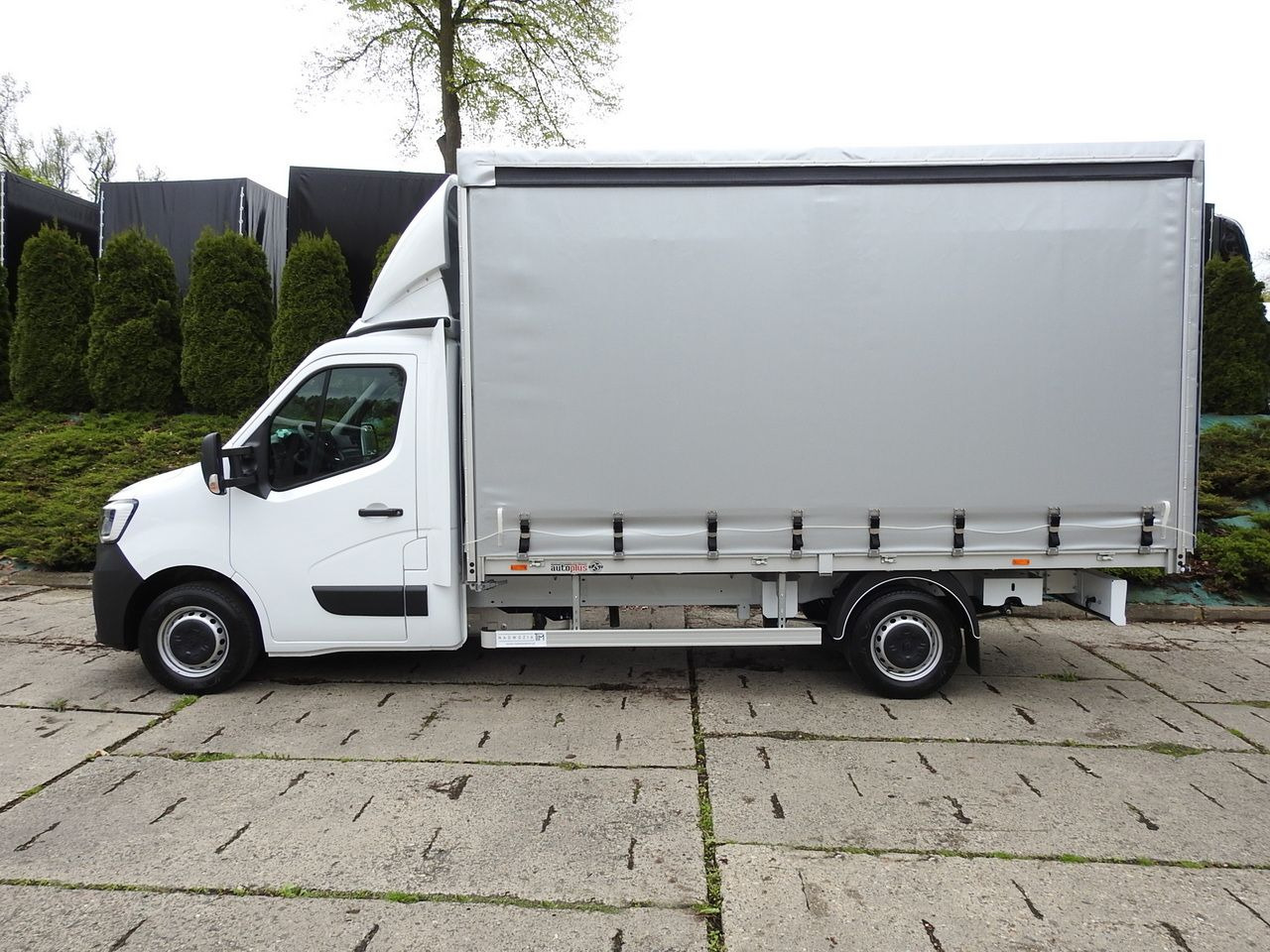 RENAULT MASTER  NEW TARPAULIN 8 PALLETS CRUISE CONTROL LED LIGHTS AIR CONDITIONING 165HP leasing RENAULT MASTER  NEW TARPAULIN 8 PALLETS CRUISE CONTROL LED LIGHTS AIR CONDITIONING 165HP: picture 8