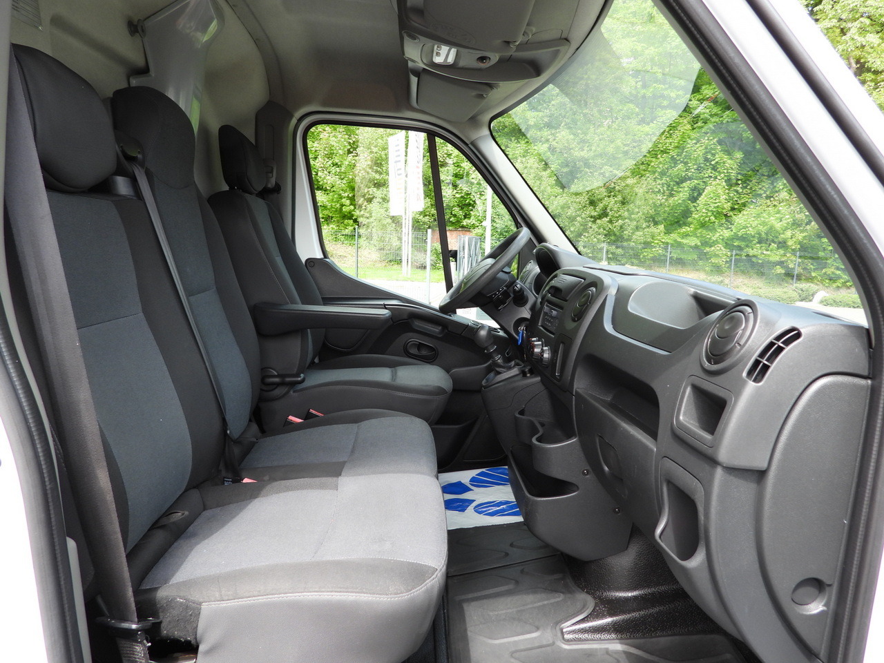 RENAULT MASTER  REFRIGERATOR VAN -20*C POWER SUPPLY 230V CRUISE CONTROL AIR CONDITIONING  145HP leasing RENAULT MASTER  REFRIGERATOR VAN -20*C POWER SUPPLY 230V CRUISE CONTROL AIR CONDITIONING  145HP: picture 32