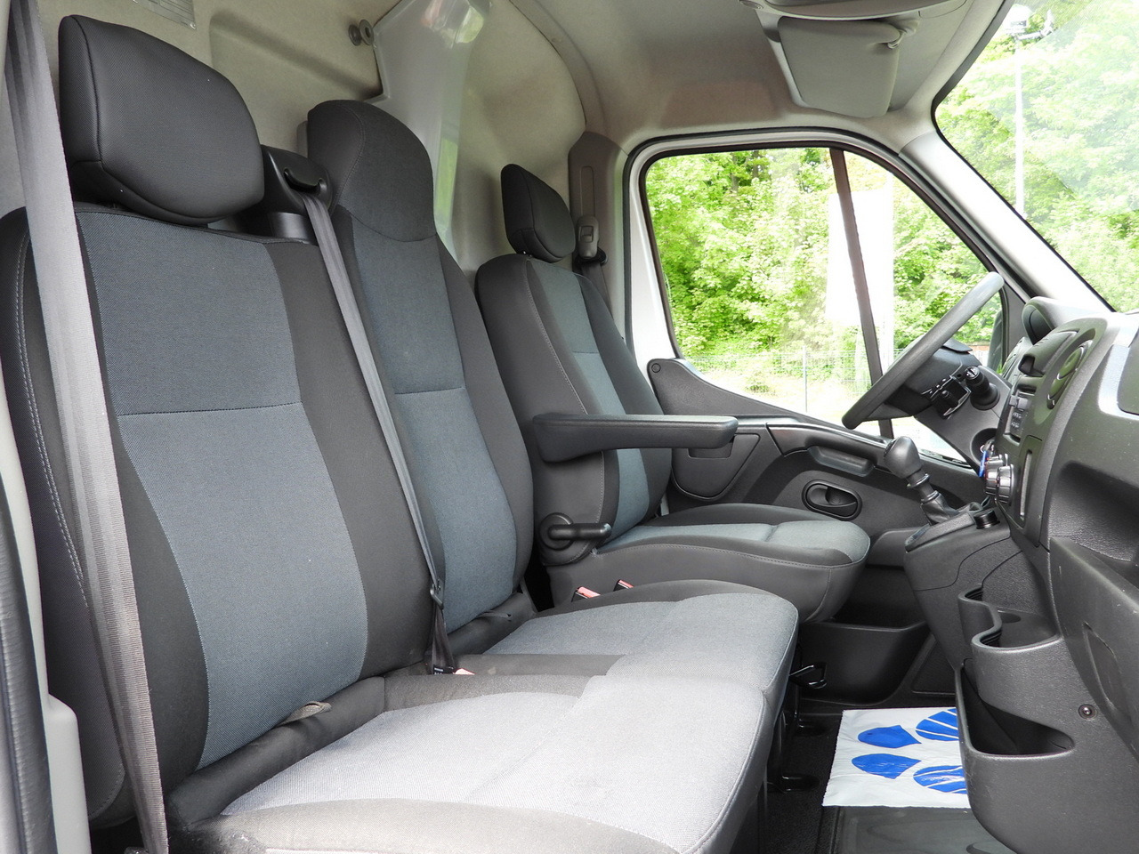 RENAULT MASTER  REFRIGERATOR VAN -20*C POWER SUPPLY 230V CRUISE CONTROL AIR CONDITIONING  145HP leasing RENAULT MASTER  REFRIGERATOR VAN -20*C POWER SUPPLY 230V CRUISE CONTROL AIR CONDITIONING  145HP: picture 33