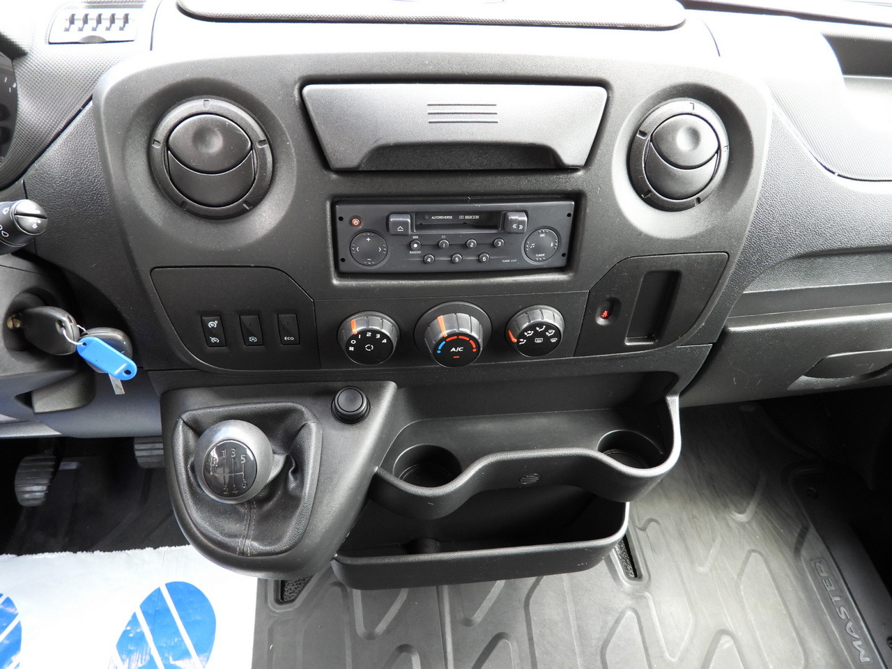 RENAULT MASTER  REFRIGERATOR VAN -20*C POWER SUPPLY 230V CRUISE CONTROL AIR CONDITIONING  145HP leasing RENAULT MASTER  REFRIGERATOR VAN -20*C POWER SUPPLY 230V CRUISE CONTROL AIR CONDITIONING  145HP: picture 31