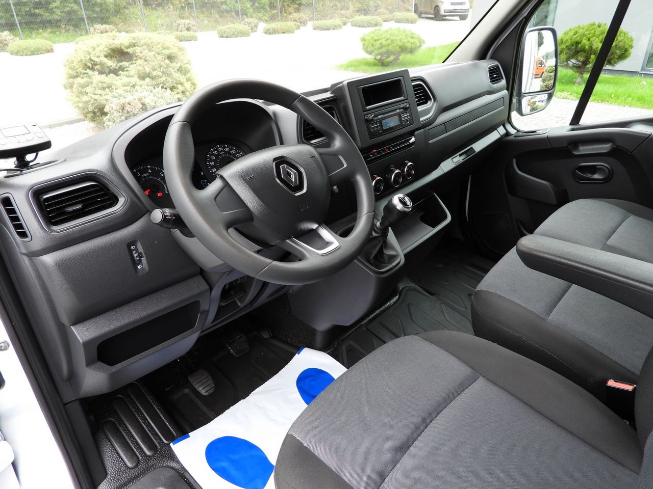 RENAULT MASTER REGRIGERATOR BOX 0*C LED LIGHTS AIR CONDITIONING 165HP - Refrigerated van: picture 2 RENAULT MASTER REGRIGERATOR BOX 0*C LED LIGHTS AIR CONDITIONING 165HP - Refrigerated van: picture 2