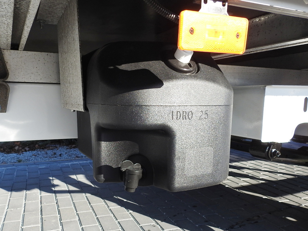 RENAULT MASTER TARPAULIN 10 PALLETS CRUISE CONTROL AIR CONDITIONING PNEUMATICS 170HP leasing RENAULT MASTER TARPAULIN 10 PALLETS CRUISE CONTROL AIR CONDITIONING PNEUMATICS 170HP: picture 22 RENAULT MASTER TARPAULIN 10 PALLETS CRUISE CONTROL AIR CONDITIONING PNEUMATICS 170HP leasing RENAULT MASTER TARPAULIN 10 PALLETS CRUISE CONTROL AIR CONDITIONING PNEUMATICS 170HP: picture 22