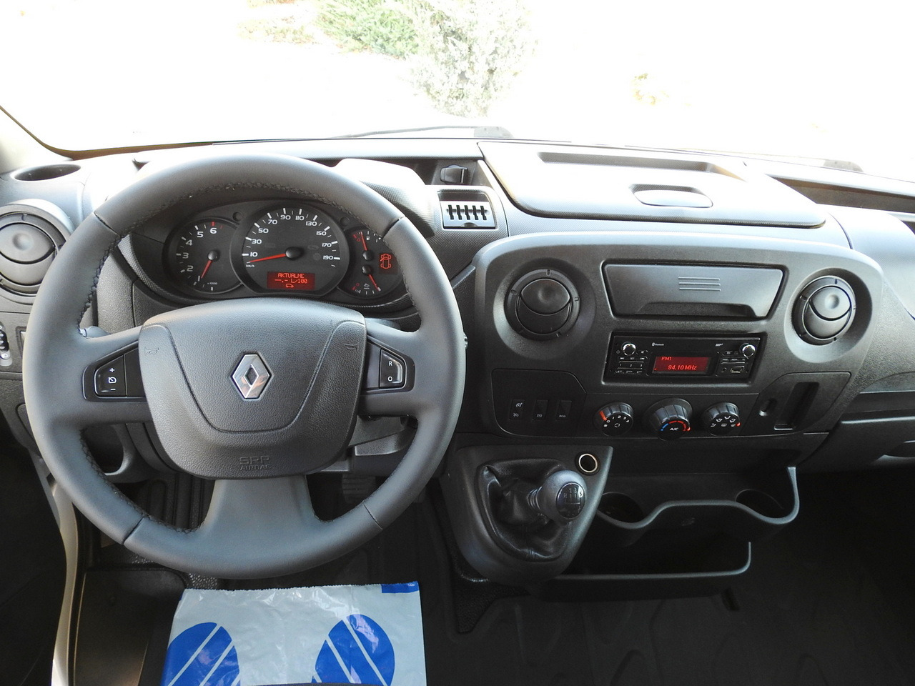 RENAULT MASTER TARPAULIN 10 PALLETS CRUISE CONTROL AIR CONDITIONING PNEUMATICS 170HP leasing RENAULT MASTER TARPAULIN 10 PALLETS CRUISE CONTROL AIR CONDITIONING PNEUMATICS 170HP: picture 30 RENAULT MASTER TARPAULIN 10 PALLETS CRUISE CONTROL AIR CONDITIONING PNEUMATICS 170HP leasing RENAULT MASTER TARPAULIN 10 PALLETS CRUISE CONTROL AIR CONDITIONING PNEUMATICS 170HP: picture 30