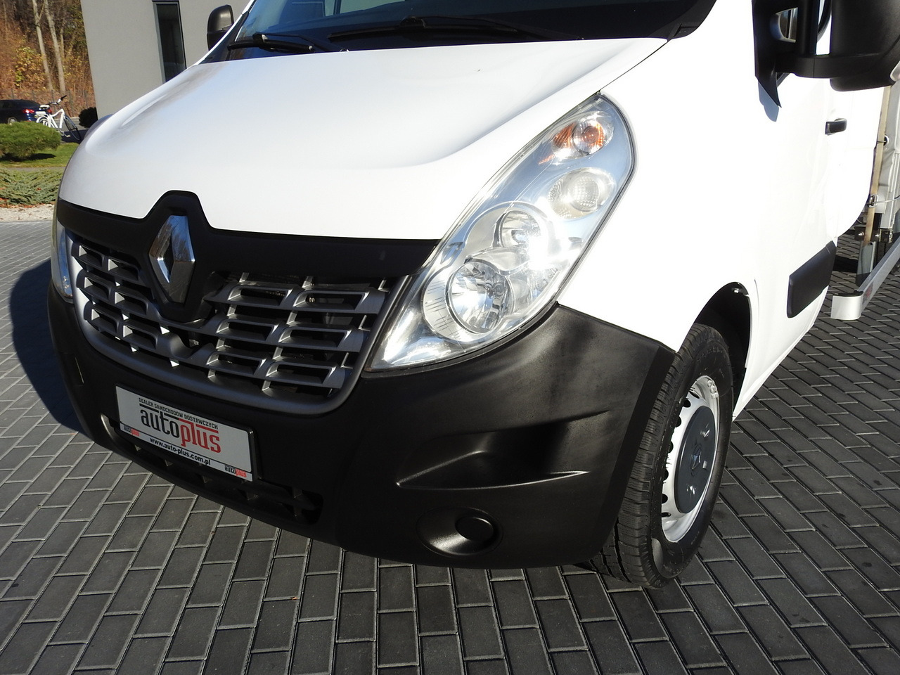 RENAULT MASTER TARPAULIN 10 PALLETS CRUISE CONTROL AIR CONDITIONING PNEUMATICS 170HP leasing RENAULT MASTER TARPAULIN 10 PALLETS CRUISE CONTROL AIR CONDITIONING PNEUMATICS 170HP: picture 19 RENAULT MASTER TARPAULIN 10 PALLETS CRUISE CONTROL AIR CONDITIONING PNEUMATICS 170HP leasing RENAULT MASTER TARPAULIN 10 PALLETS CRUISE CONTROL AIR CONDITIONING PNEUMATICS 170HP: picture 19