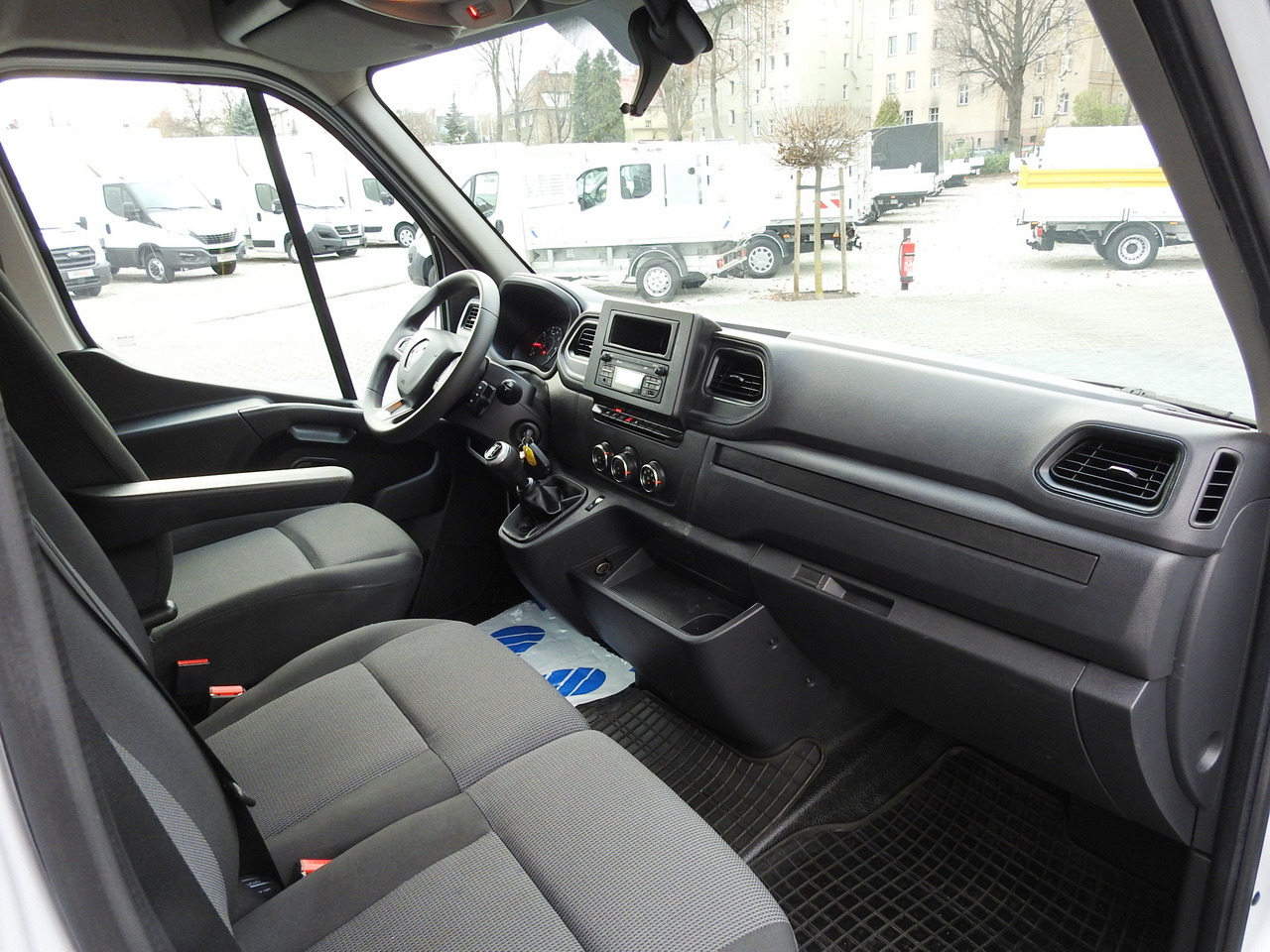 Curtain side van RENAULT MASTER TARPAULIN 10 PALLETS WEBASTO CRUISE CONTROL AIR CONDITIONING LED LIGHTS PNEUMATICS  165HP: picture 46