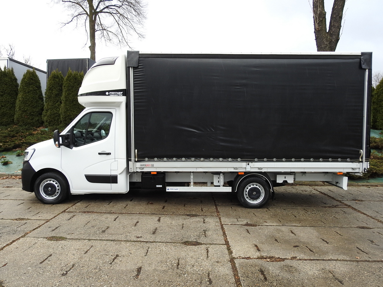 Curtain side van RENAULT MASTER TARPAULIN 10 PALLETS WEBASTO CRUISE CONTROL AIR CONDITIONING LED LIGHTS PNEUMATICS  165HP: picture 9