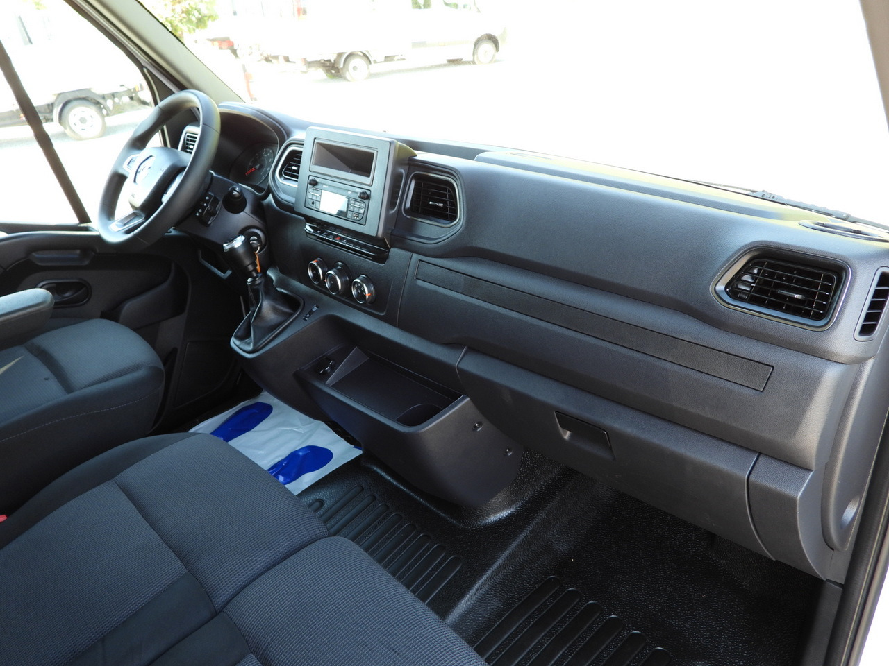 Curtain side van RENAULT MASTER TARPAULIN 10 PALLETS WEBASTO CRUISE CONTROL LED LIGHTS AIR CONDITIONING  165HP: picture 37