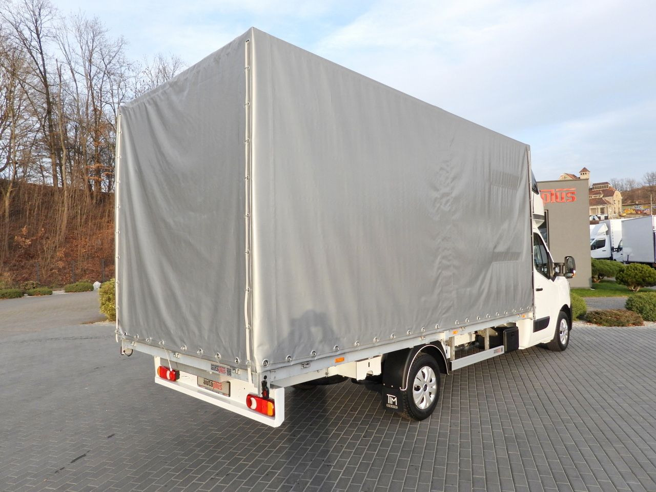 RENAULT MASTER TARPAULIN 10 PALLETS WEBASTO CRUISE CONTROL LED LIGHTS PNEUMATICS AIR CONDITIONING 165HP - Curtain side van: picture 3 RENAULT MASTER TARPAULIN 10 PALLETS WEBASTO CRUISE CONTROL LED LIGHTS PNEUMATICS AIR CONDITIONING 165HP - Curtain side van: picture 3