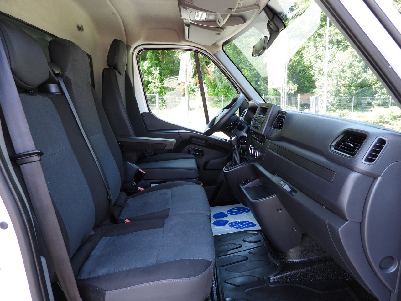 Curtain side van RENAULT MASTER  TARPAULIN LIFT 10 PALLETS WEBASTO CRUISE CONTROL LED LIGHTS PNEUMATICS AIR CONDITIONING  165HP: picture 37