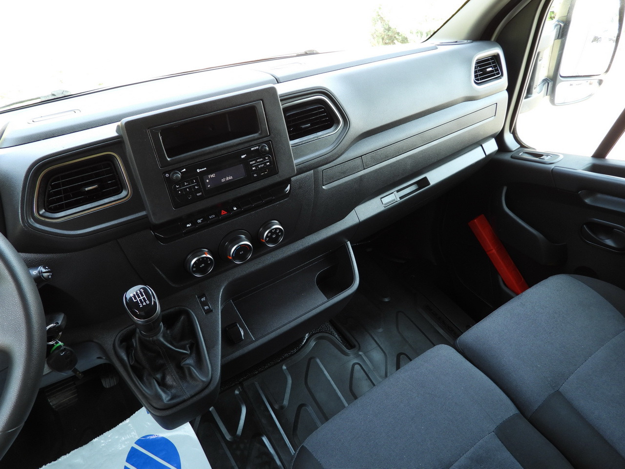 Curtain side van RENAULT MASTER  TARPAULIN LIFT 10 PALLETS WEBASTO CRUISE CONTROL LED LIGHTS PNEUMATICS AIR CONDITIONING  165HP: picture 34
