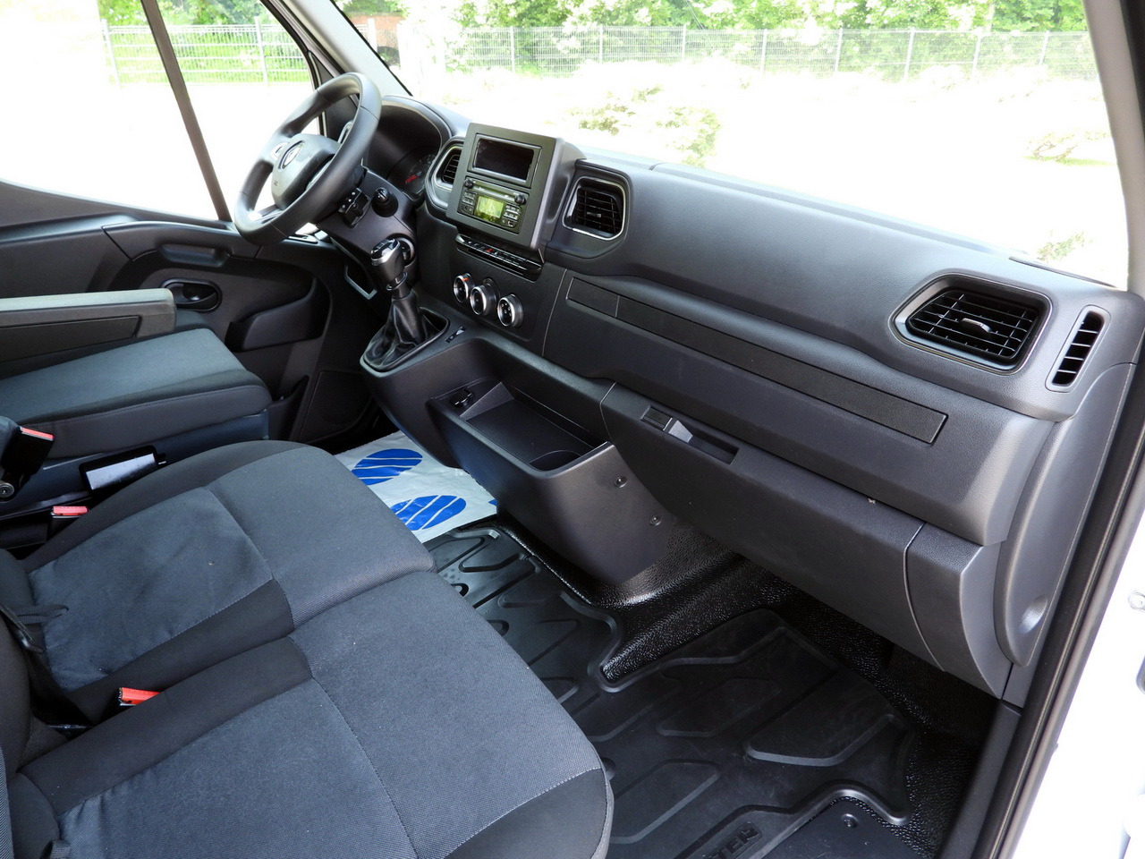 Curtain side van RENAULT MASTER  TARPAULIN LIFT 10 PALLETS WEBASTO CRUISE CONTROL LED LIGHTS PNEUMATICS AIR CONDITIONING  165HP: picture 38