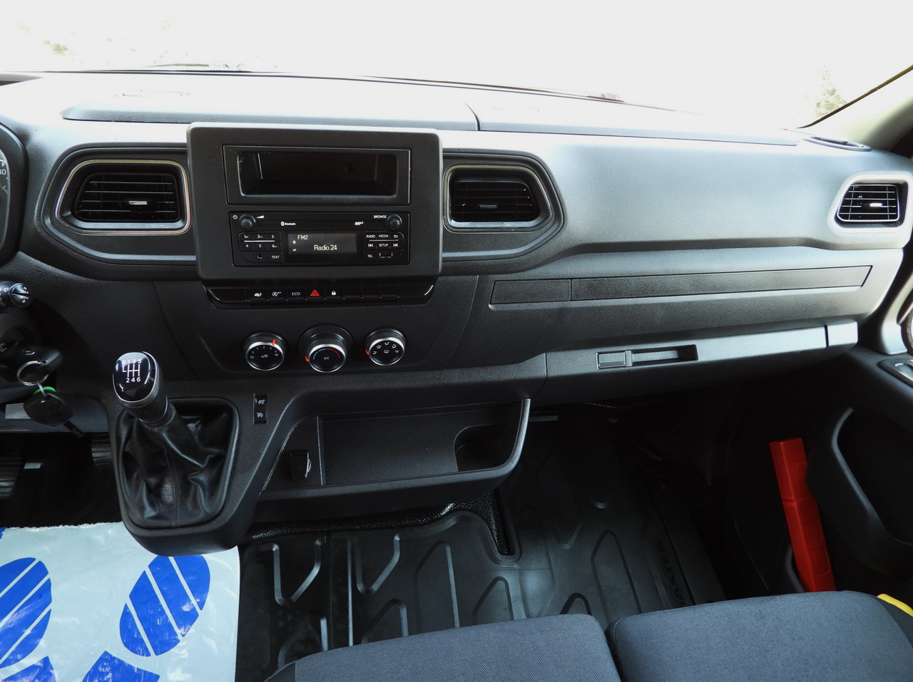 Curtain side van RENAULT MASTER  TARPAULIN LIFT 10 PALLETS WEBASTO CRUISE CONTROL LED LIGHTS PNEUMATICS AIR CONDITIONING  165HP: picture 32