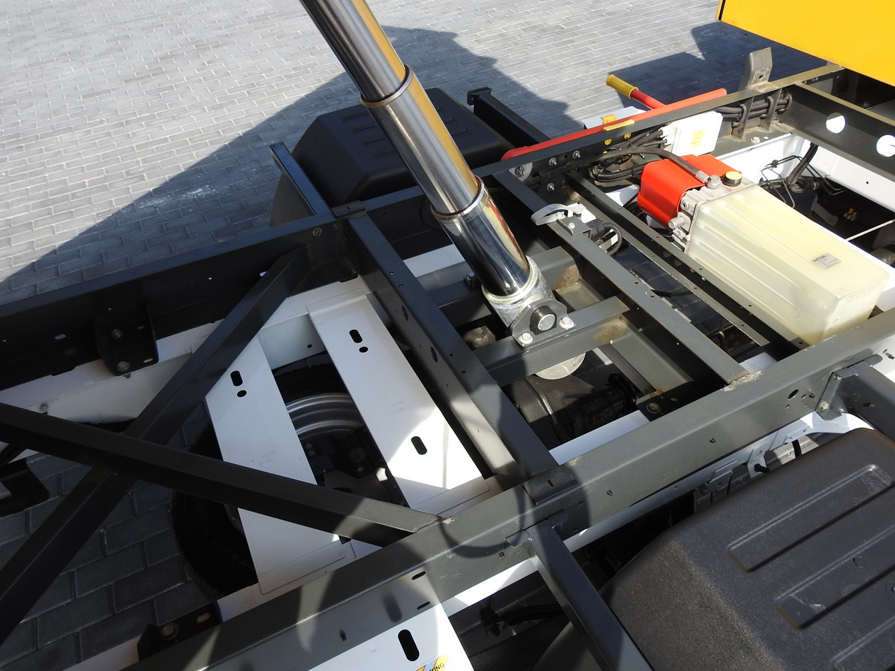 Tipper van RENAULT MASTER TIPPER CRUISE CONTROL NAVIGATION AIR CONDITIONING LED LIGHTS TWIN WHEELS LOAD WEIGHT 145HP: picture 30 Tipper van RENAULT MASTER TIPPER CRUISE CONTROL NAVIGATION AIR CONDITIONING LED LIGHTS TWIN WHEELS LOAD WEIGHT 145HP: picture 30