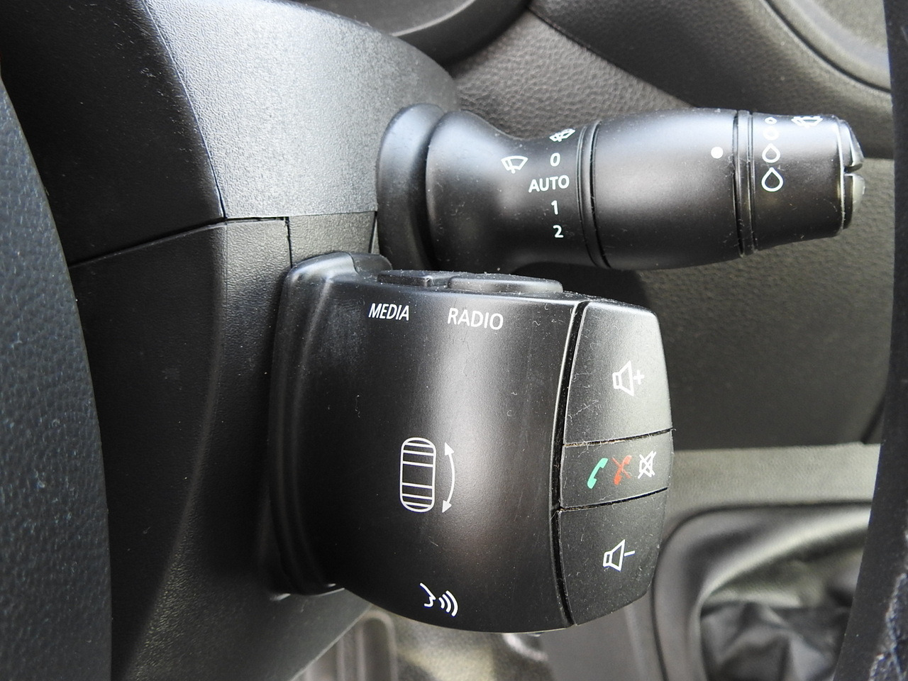 Tipper van RENAULT MASTER TIPPER CRUISE CONTROL NAVIGATION AIR CONDITIONING LED LIGHTS TWIN WHEELS LOAD WEIGHT 145HP: picture 43 Tipper van RENAULT MASTER TIPPER CRUISE CONTROL NAVIGATION AIR CONDITIONING LED LIGHTS TWIN WHEELS LOAD WEIGHT 145HP: picture 43