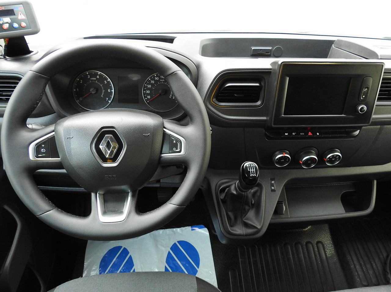 Tipper van RENAULT MASTER TIPPER CRUISE CONTROL NAVIGATION AIR CONDITIONING LED LIGHTS TWIN WHEELS LOAD WEIGHT 145HP: picture 41 Tipper van RENAULT MASTER TIPPER CRUISE CONTROL NAVIGATION AIR CONDITIONING LED LIGHTS TWIN WHEELS LOAD WEIGHT 145HP: picture 41