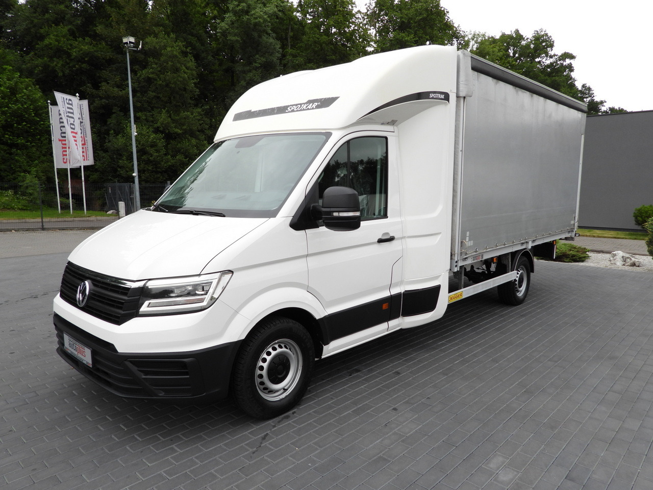 VOLKSWAGEN CRAFTER  TARPAULIN 8 PALLETS WEBASTO CRUISE CONTROL LED LIGHTS AIR CONDITIONING  180HP leasing VOLKSWAGEN CRAFTER  TARPAULIN 8 PALLETS WEBASTO CRUISE CONTROL LED LIGHTS AIR CONDITIONING  180HP: picture 6