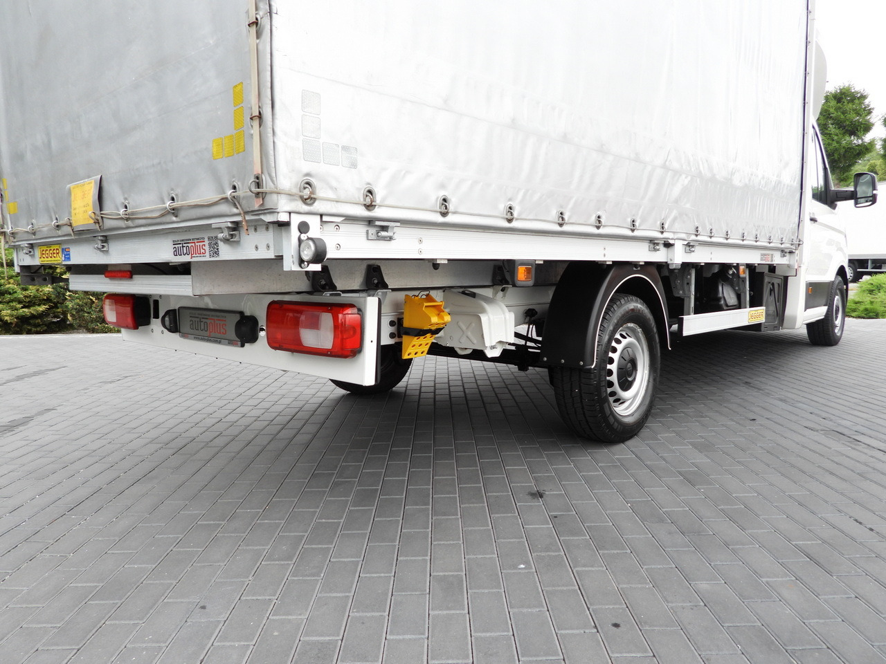 VOLKSWAGEN CRAFTER  TARPAULIN 8 PALLETS WEBASTO CRUISE CONTROL LED LIGHTS AIR CONDITIONING  180HP leasing VOLKSWAGEN CRAFTER  TARPAULIN 8 PALLETS WEBASTO CRUISE CONTROL LED LIGHTS AIR CONDITIONING  180HP: picture 26