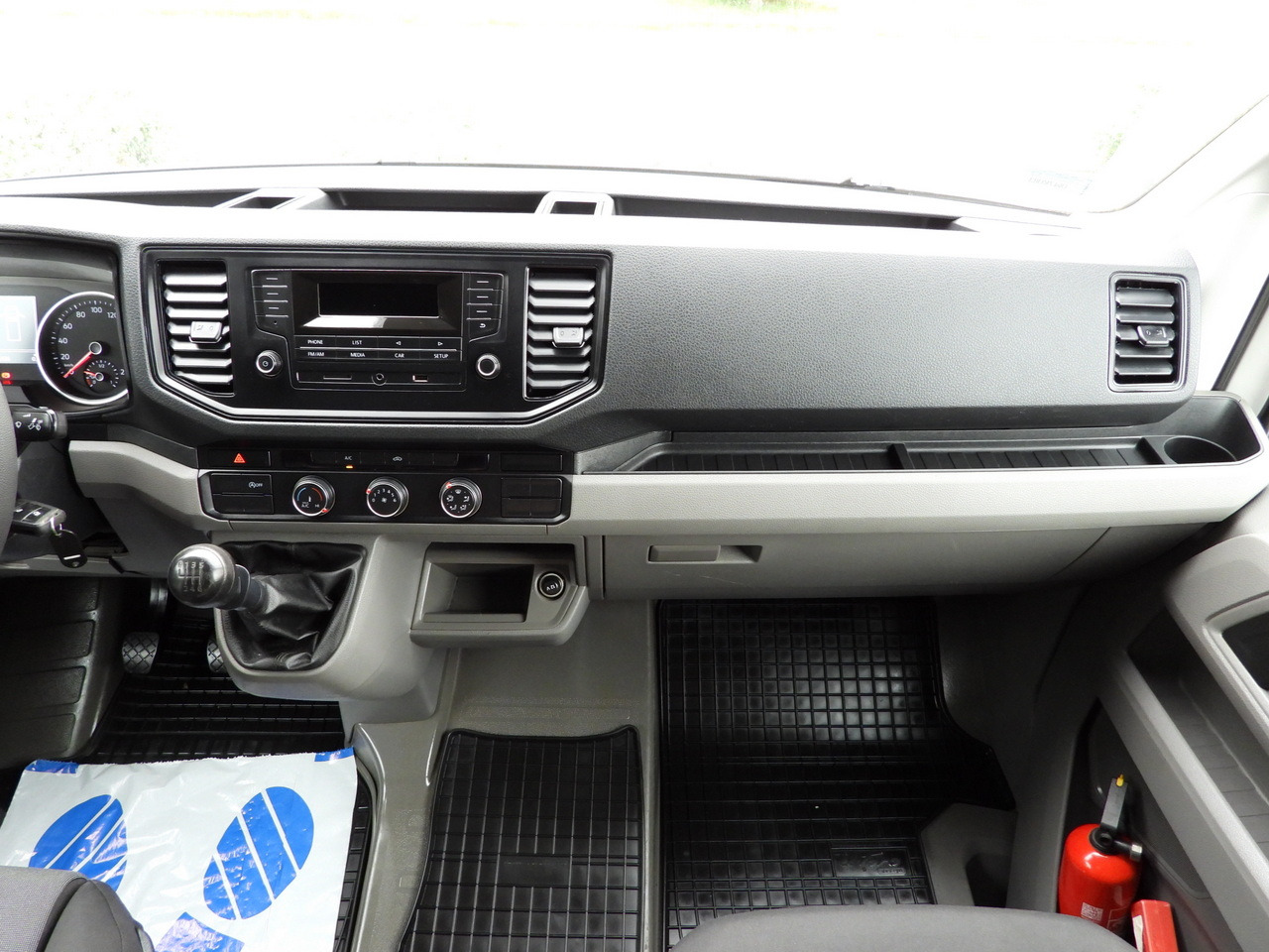 VOLKSWAGEN CRAFTER  TARPAULIN 8 PALLETS WEBASTO CRUISE CONTROL LED LIGHTS AIR CONDITIONING  180HP leasing VOLKSWAGEN CRAFTER  TARPAULIN 8 PALLETS WEBASTO CRUISE CONTROL LED LIGHTS AIR CONDITIONING  180HP: picture 38