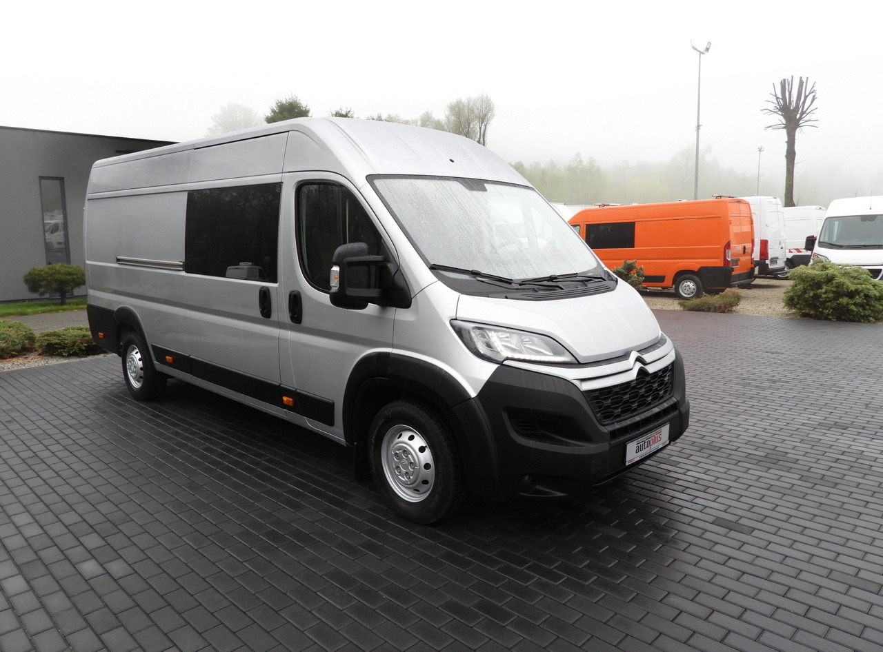 CITROEN JUMPER BOX DELIVERY VAN 7 SEATS CRUISE CONTROL LED LIGHTS AIR CONDITIONING 165HP - Van: picture 4 CITROEN JUMPER BOX DELIVERY VAN 7 SEATS CRUISE CONTROL LED LIGHTS AIR CONDITIONING 165HP - Van: picture 4