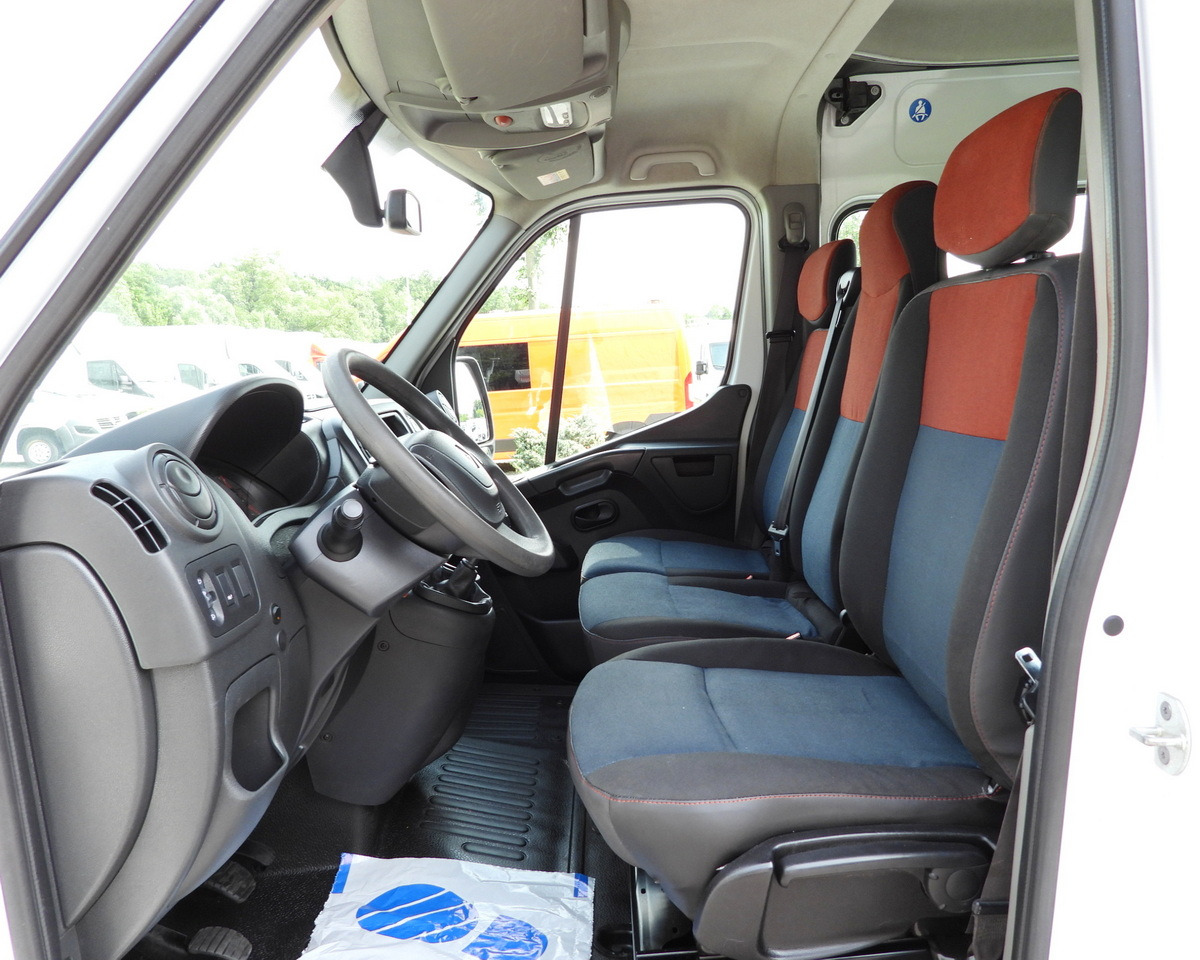 Van RENAULT MASTER BOX DELIVERY VAN 7 SEATS CRUISE CONTROL TWIN WHEELS AIR CONDITIONING  145HP: picture 22