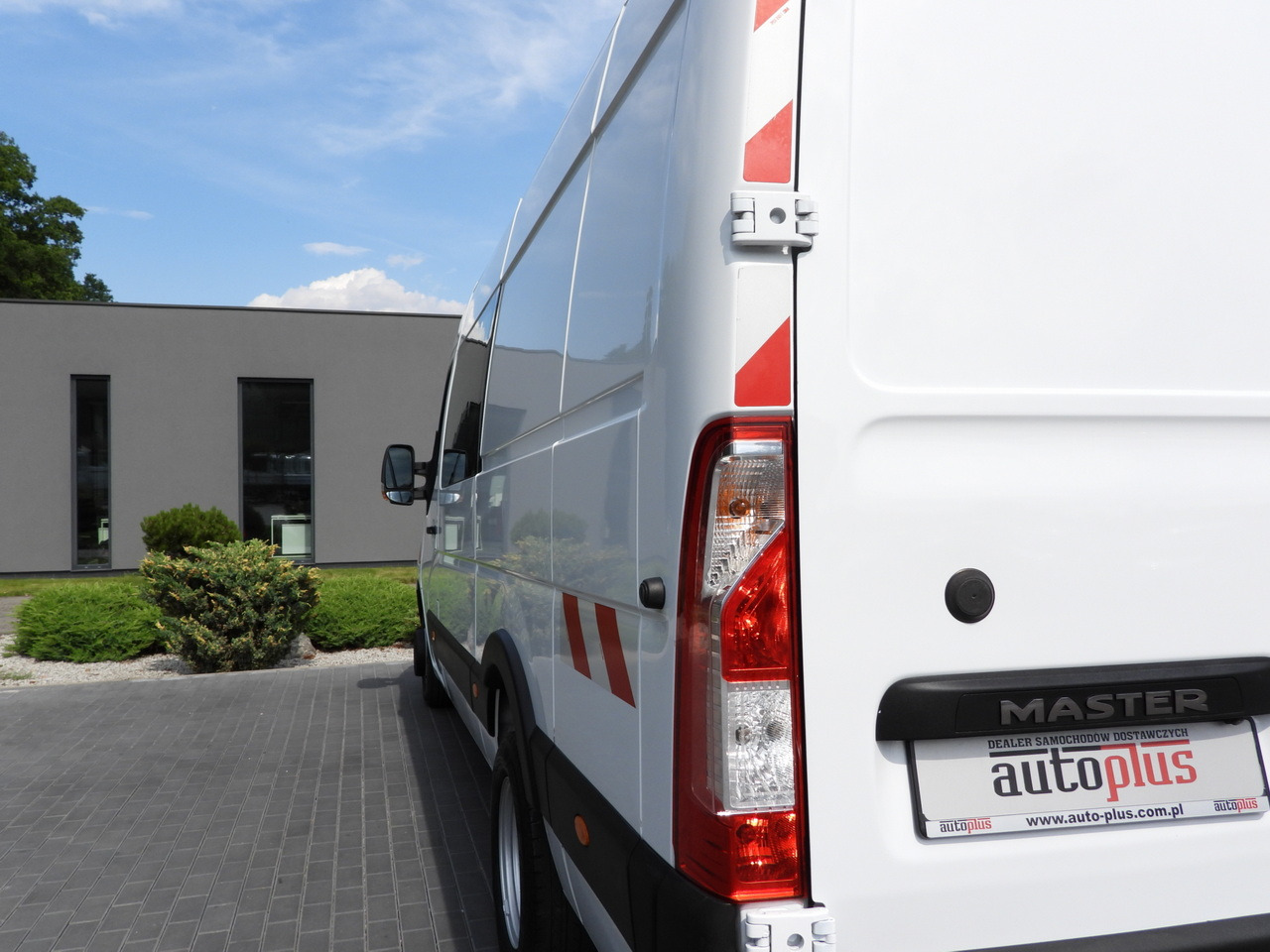 Van RENAULT MASTER BOX DELIVERY VAN 7 SEATS CRUISE CONTROL TWIN WHEELS AIR CONDITIONING  145HP: picture 16