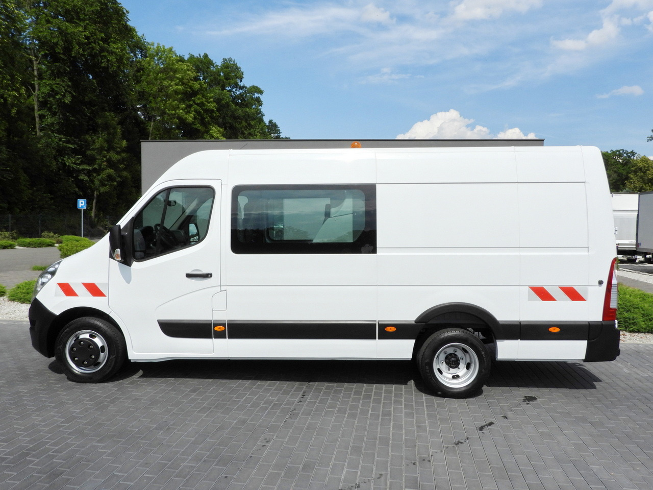 Van RENAULT MASTER BOX DELIVERY VAN 7 SEATS CRUISE CONTROL TWIN WHEELS AIR CONDITIONING  145HP: picture 9