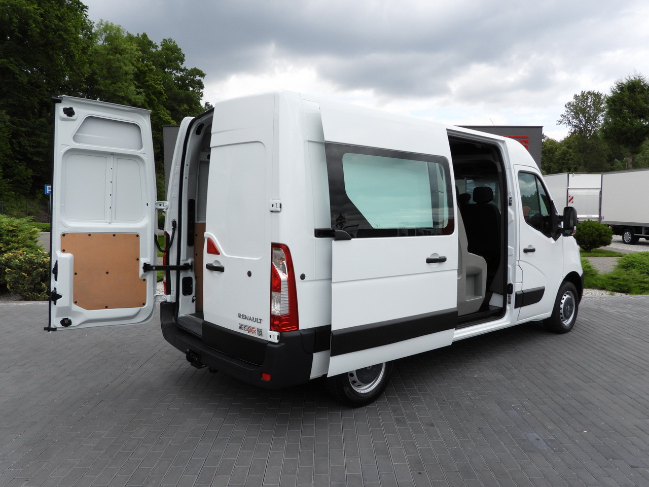 RENAULT MASTER CRUISE CONTROL AIR CONDITIONING 110HP - Van: picture 3 RENAULT MASTER CRUISE CONTROL AIR CONDITIONING 110HP - Van: picture 3