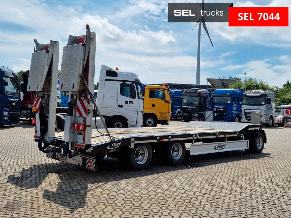 Fliegl DTS 300 / Rampen - Low loader trailer: picture 5 Fliegl DTS 300 / Rampen - Low loader trailer: picture 5