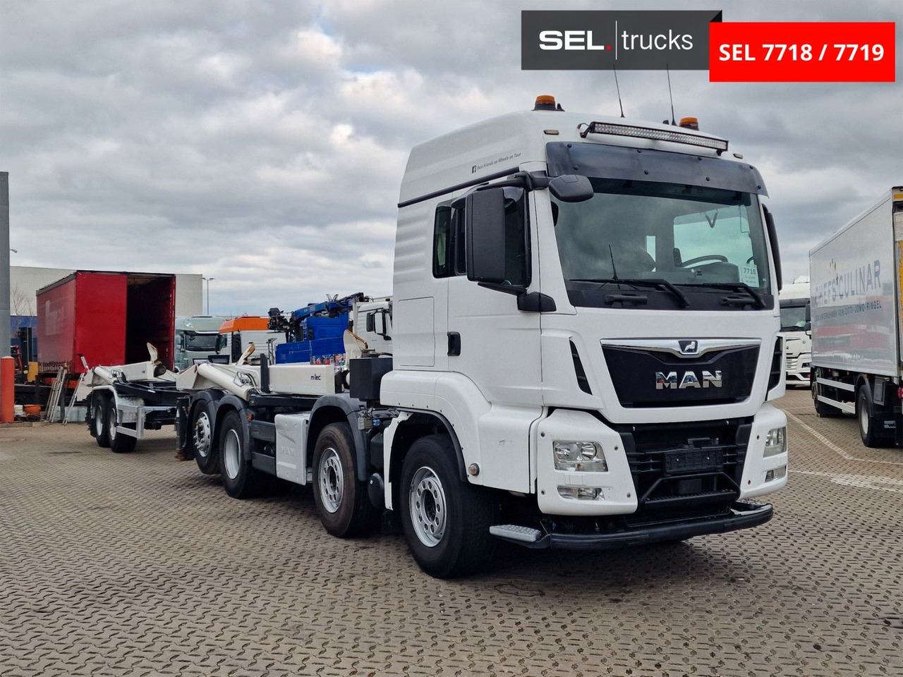 MAN TGS 35.500.8X2-6 BL / Silosteller / Lenkachse - Tipper: picture 3 MAN TGS 35.500.8X2-6 BL / Silosteller / Lenkachse - Tipper: picture 3