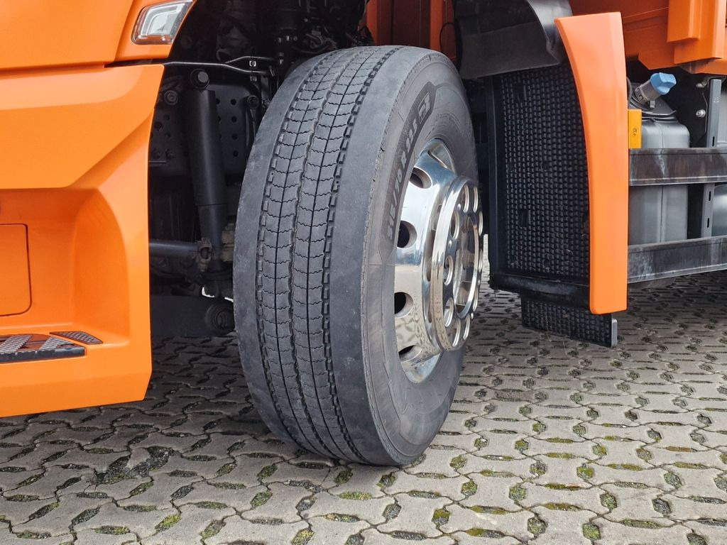 Curtainsider truck Mercedes-Benz Actros 2548 / Retarder Mercedes-Benz Actros 2548 / Retarder: picture 21 Curtainsider truck Mercedes-Benz Actros 2548 / Retarder Mercedes-Benz Actros 2548 / Retarder: picture 21