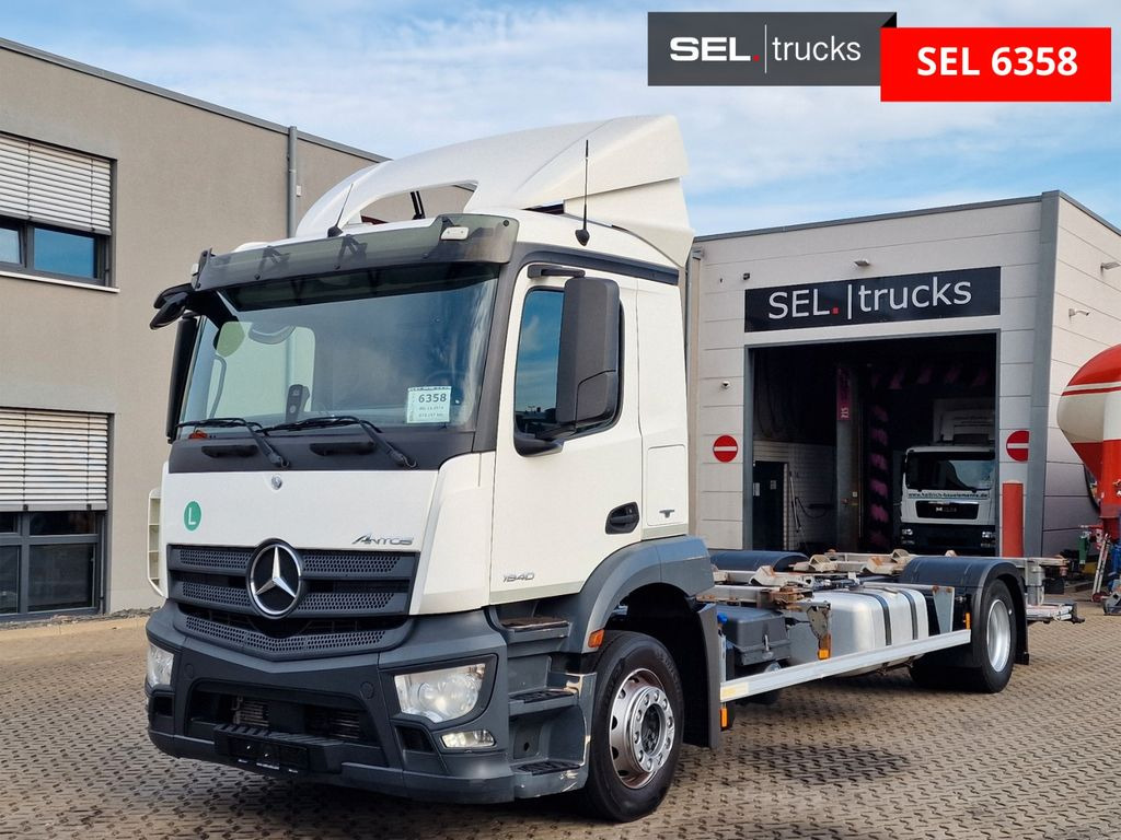 Mercedes-Benz Antos 1840 / Ladebordwand / Retarder Mercedes-Benz Antos 1840 / Ladebordwand / Retarder - Container transporter/ Swap body truck: picture 1 Mercedes-Benz Antos 1840 / Ladebordwand / Retarder Mercedes-Benz Antos 1840 / Ladebordwand / Retarder - Container transporter/ Swap body truck: picture 1