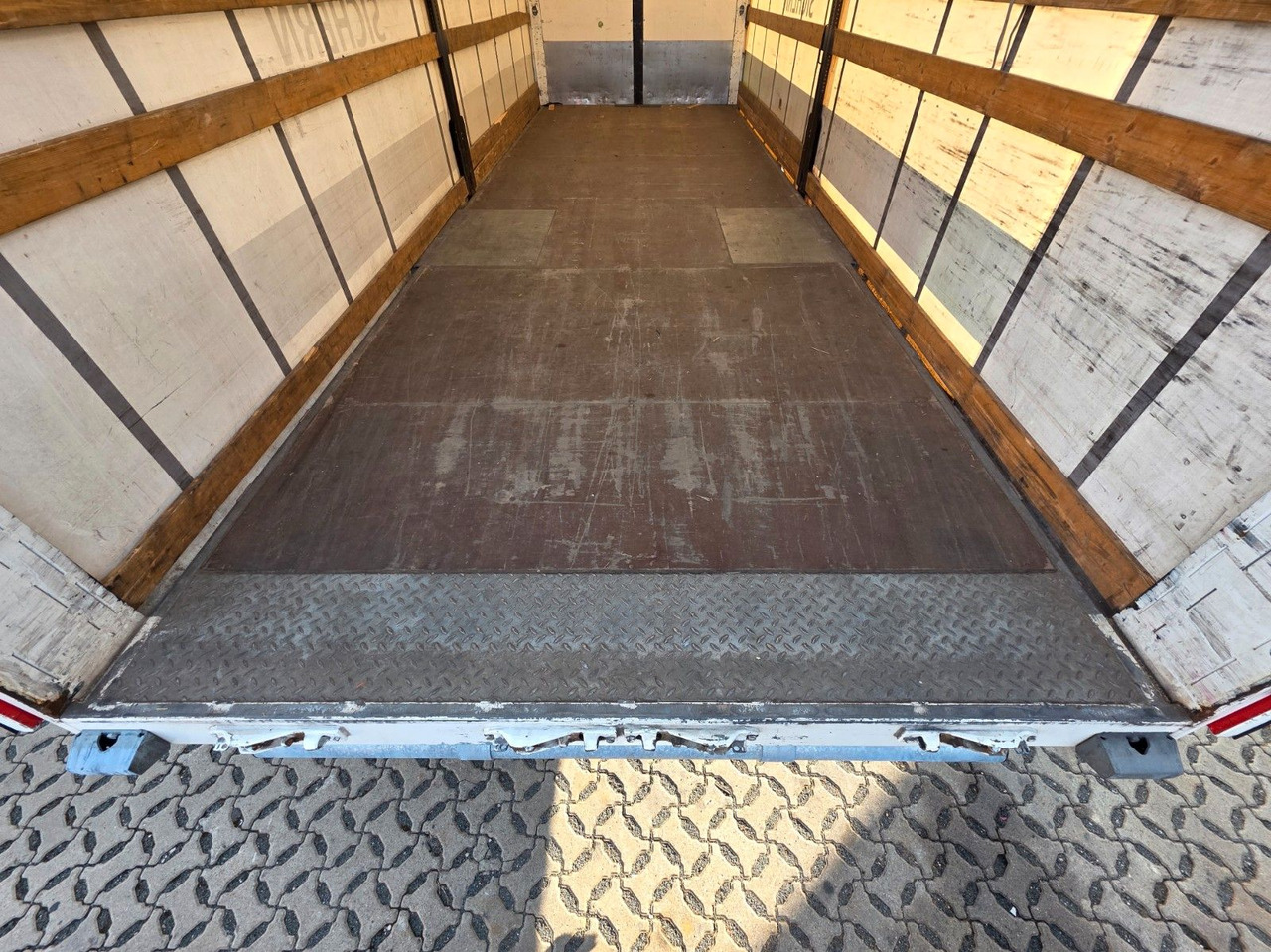 Curtainsider truck Renault T High 480 / Retarder / Jumbo / 6D: picture 12