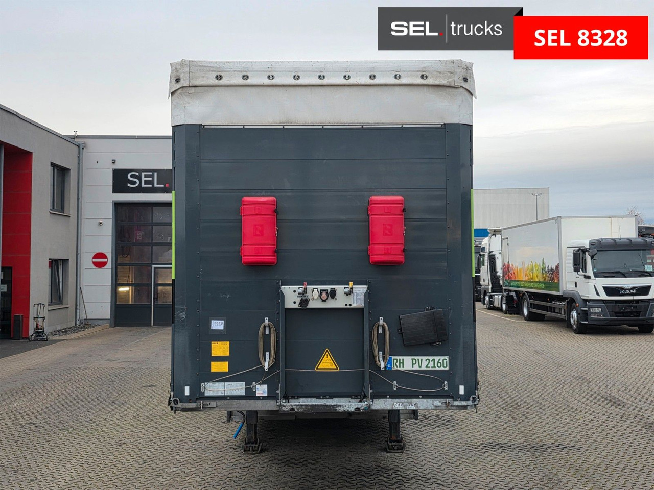 Schmitz Cargobull SCS 24 / Staplerhalter. / Palettenk. / Lenkachse - Curtainsider semi-trailer: picture 2 Schmitz Cargobull SCS 24 / Staplerhalter. / Palettenk. / Lenkachse - Curtainsider semi-trailer: picture 2