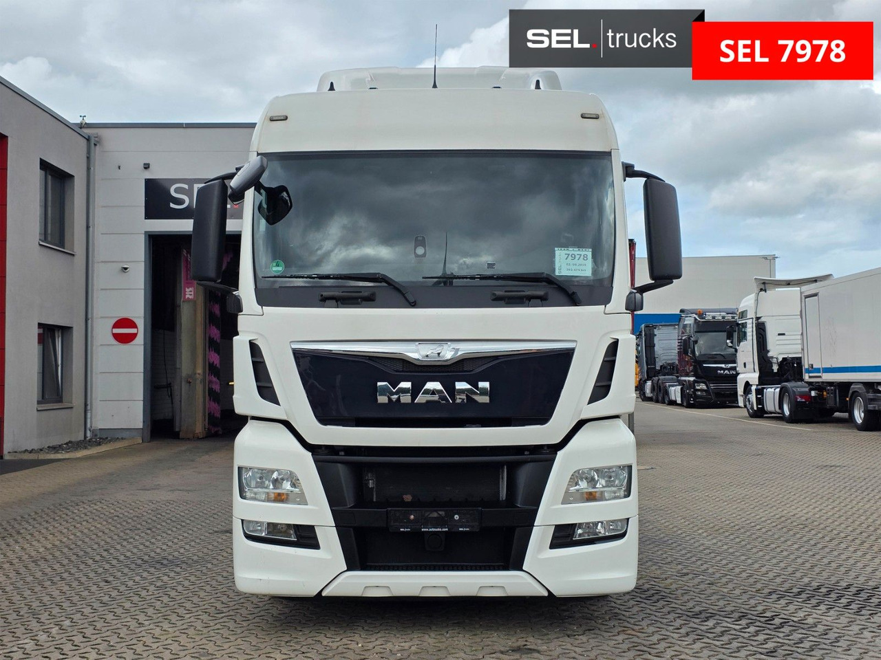 MAN TGX 18.400 4x2 LLS-U / ZF Intarder / Hubkupplung - Tractor unit: picture 2 MAN TGX 18.400 4x2 LLS-U / ZF Intarder / Hubkupplung - Tractor unit: picture 2