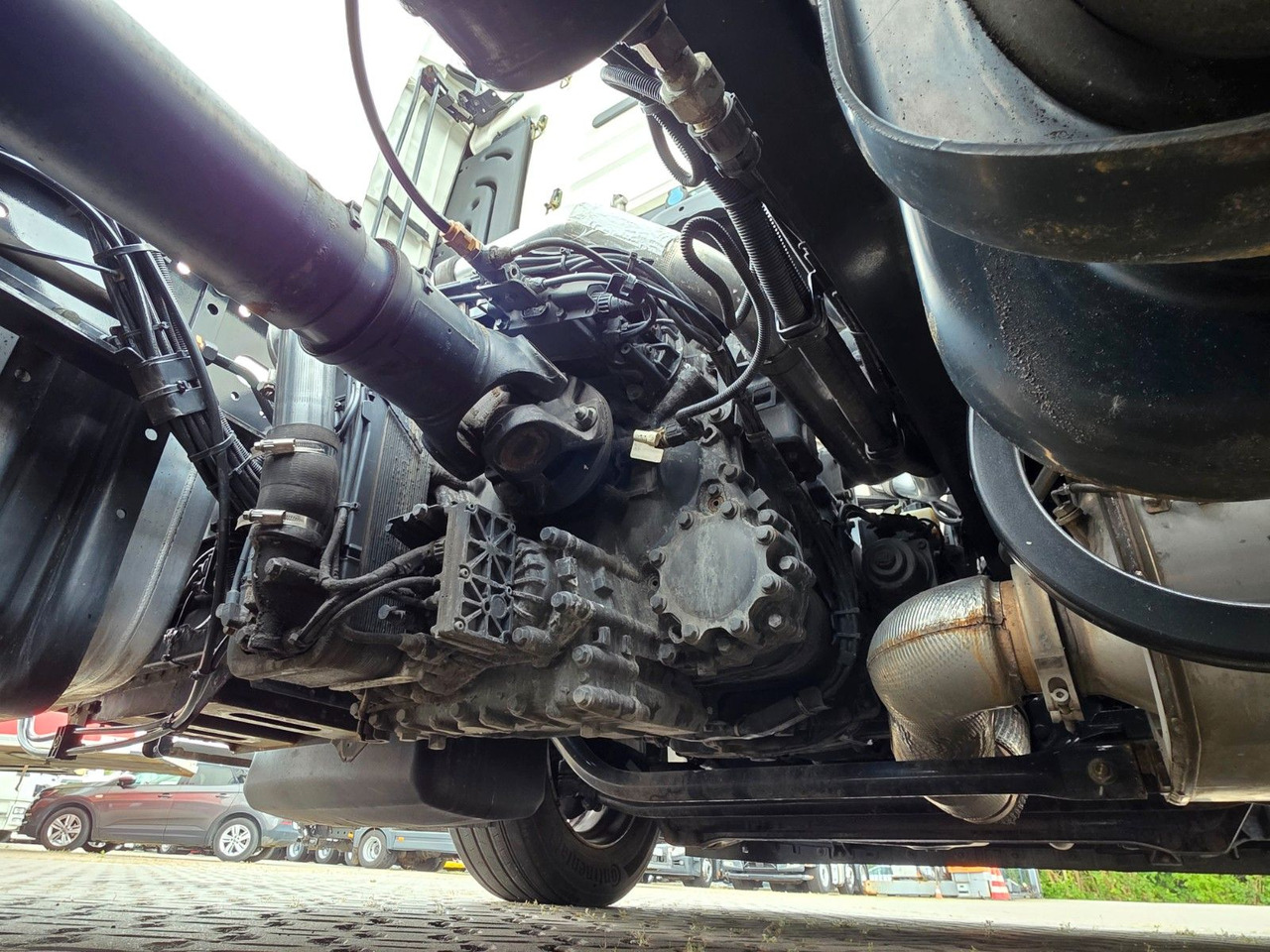 Tractor unit MAN TGX 18.460 4X2 LLS-U / Retarder: picture 12
