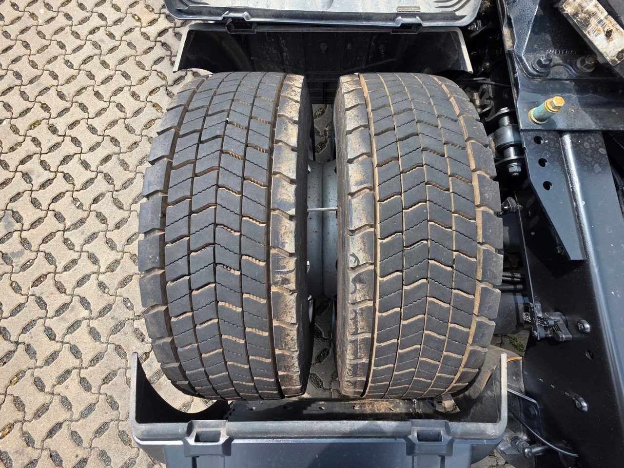 Tractor unit MAN TGX 18.460 4X2 LLS-U / Retarder: picture 29