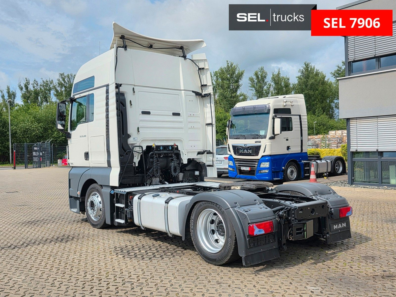 Tractor unit MAN TGX 18.460 4X2 LLS-U / Retarder: picture 7