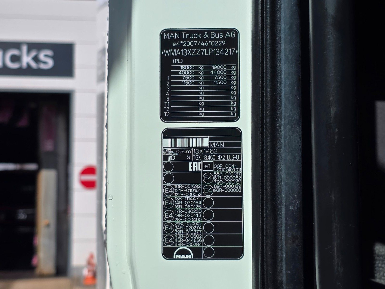 Tractor unit MAN TGX 18.460 4x2 LLS-U / Retarder / NaviLavandino: picture 15