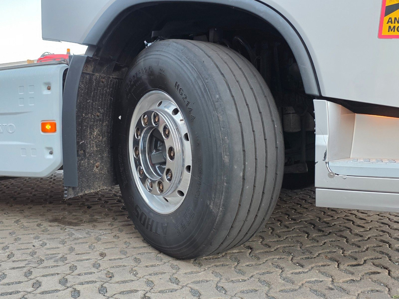 Tractor unit Volvo FH 460 / Nebenabtrieb / Standklimaanlage: picture 28