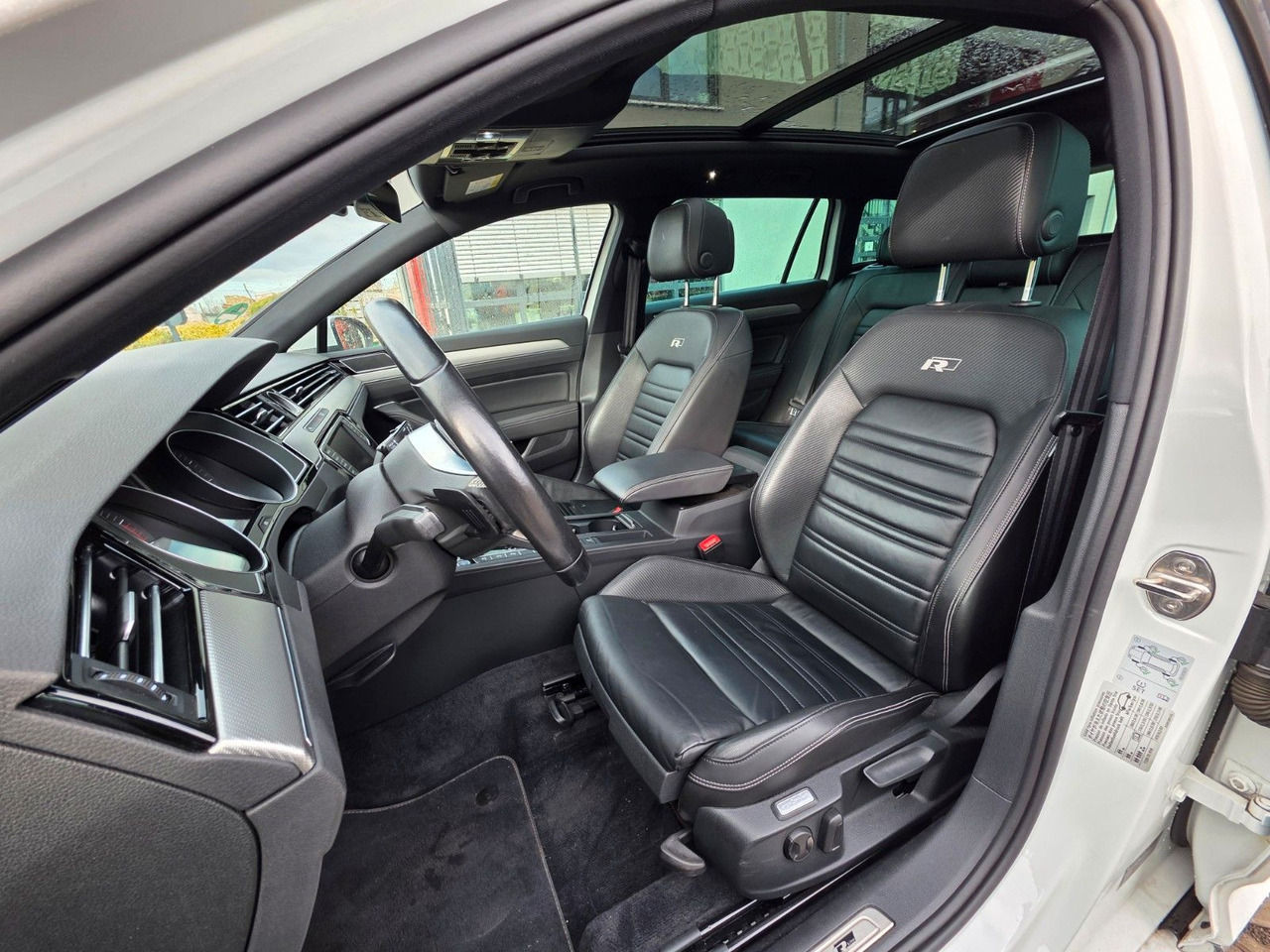 Station wagon Volkswagen Passat Variant Highline BMT/Start-Stopp: picture 18