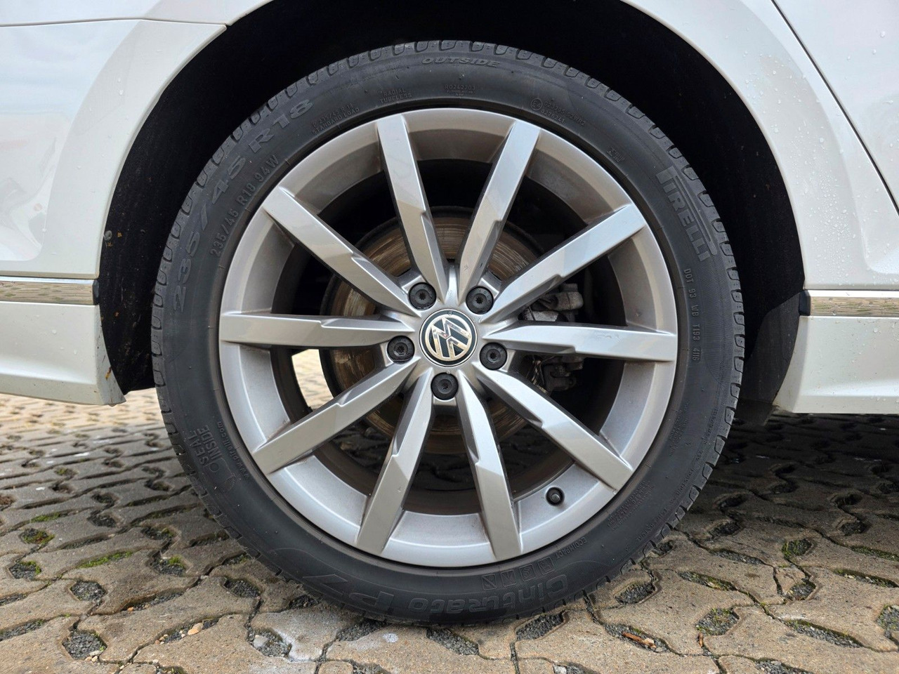 Station wagon Volkswagen Passat Variant Highline BMT/Start-Stopp: picture 44