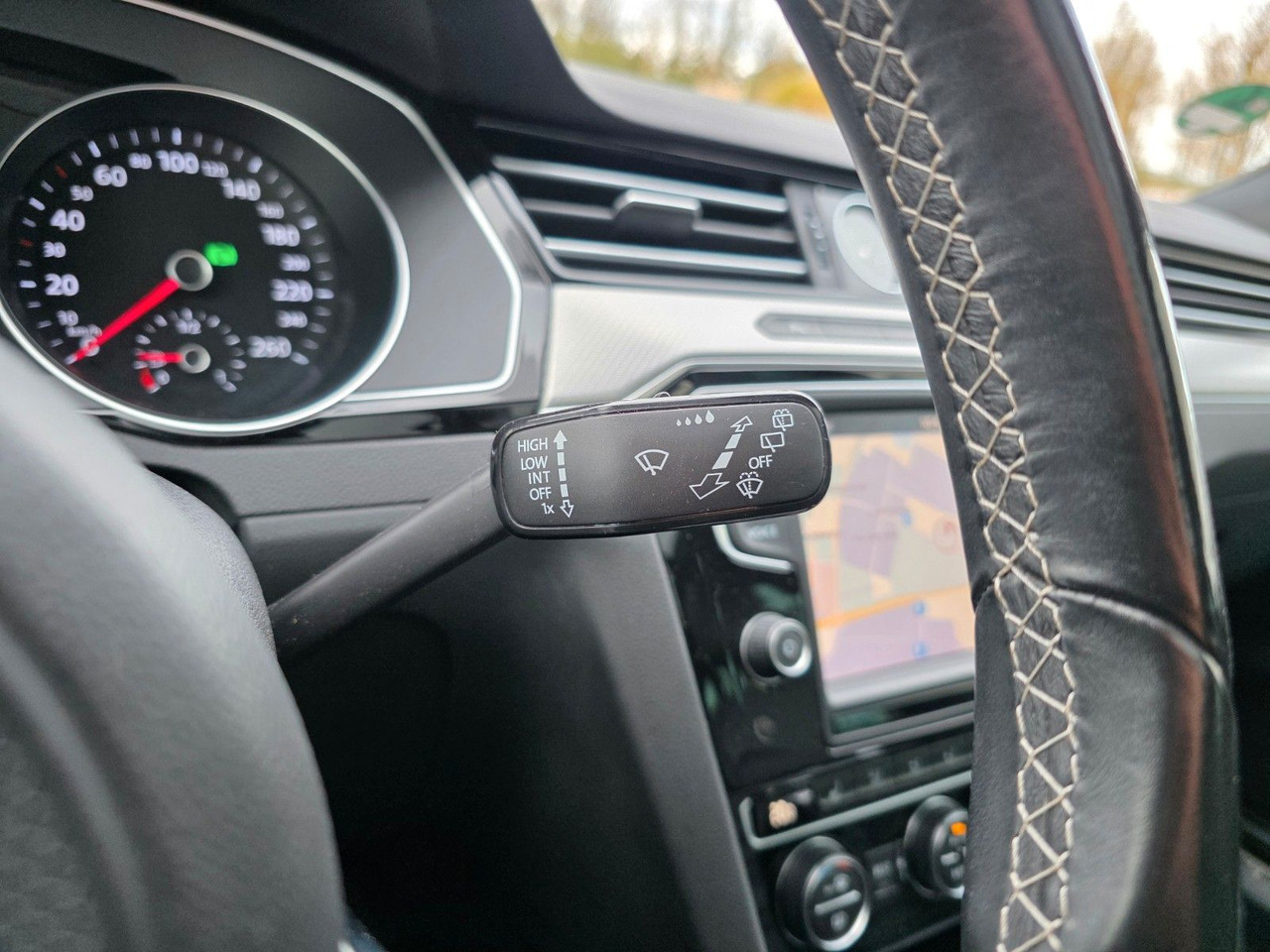 Station wagon Volkswagen Passat Variant Highline BMT/Start-Stopp: picture 31