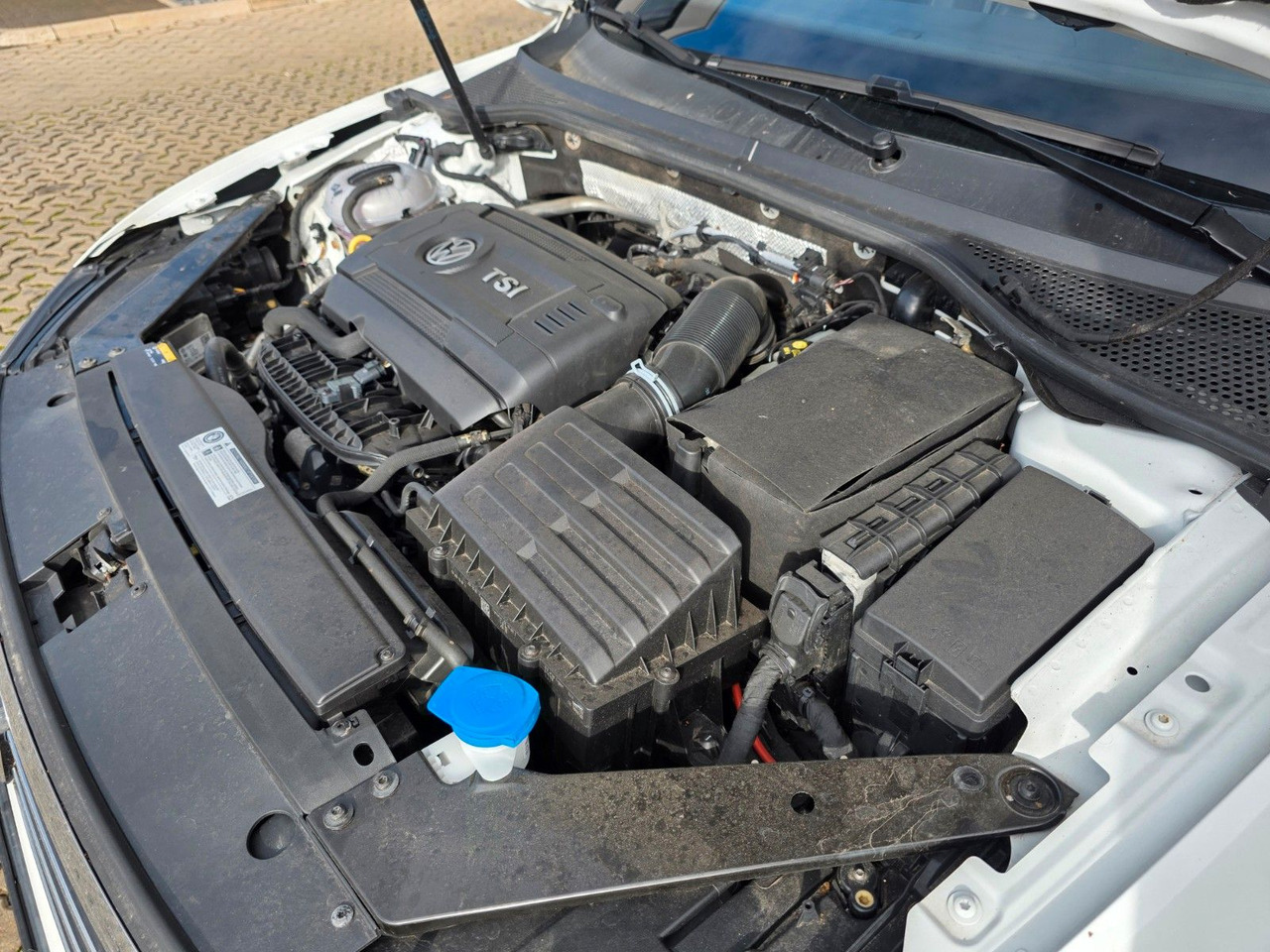 Station wagon Volkswagen Passat Variant Highline BMT/Start-Stopp: picture 15