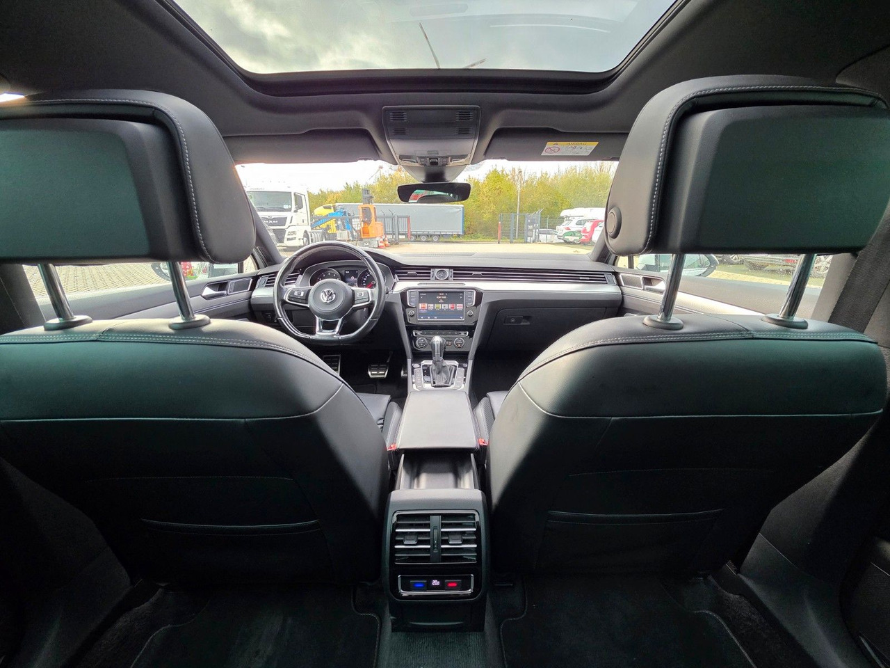 Station wagon Volkswagen Passat Variant Highline BMT/Start-Stopp: picture 24