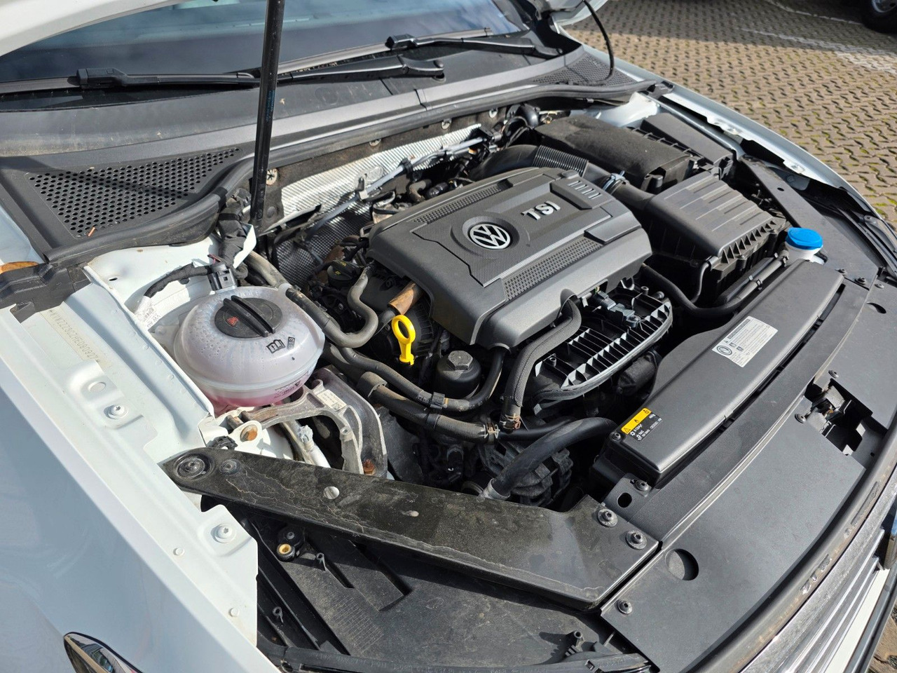 Station wagon Volkswagen Passat Variant Highline BMT/Start-Stopp: picture 14